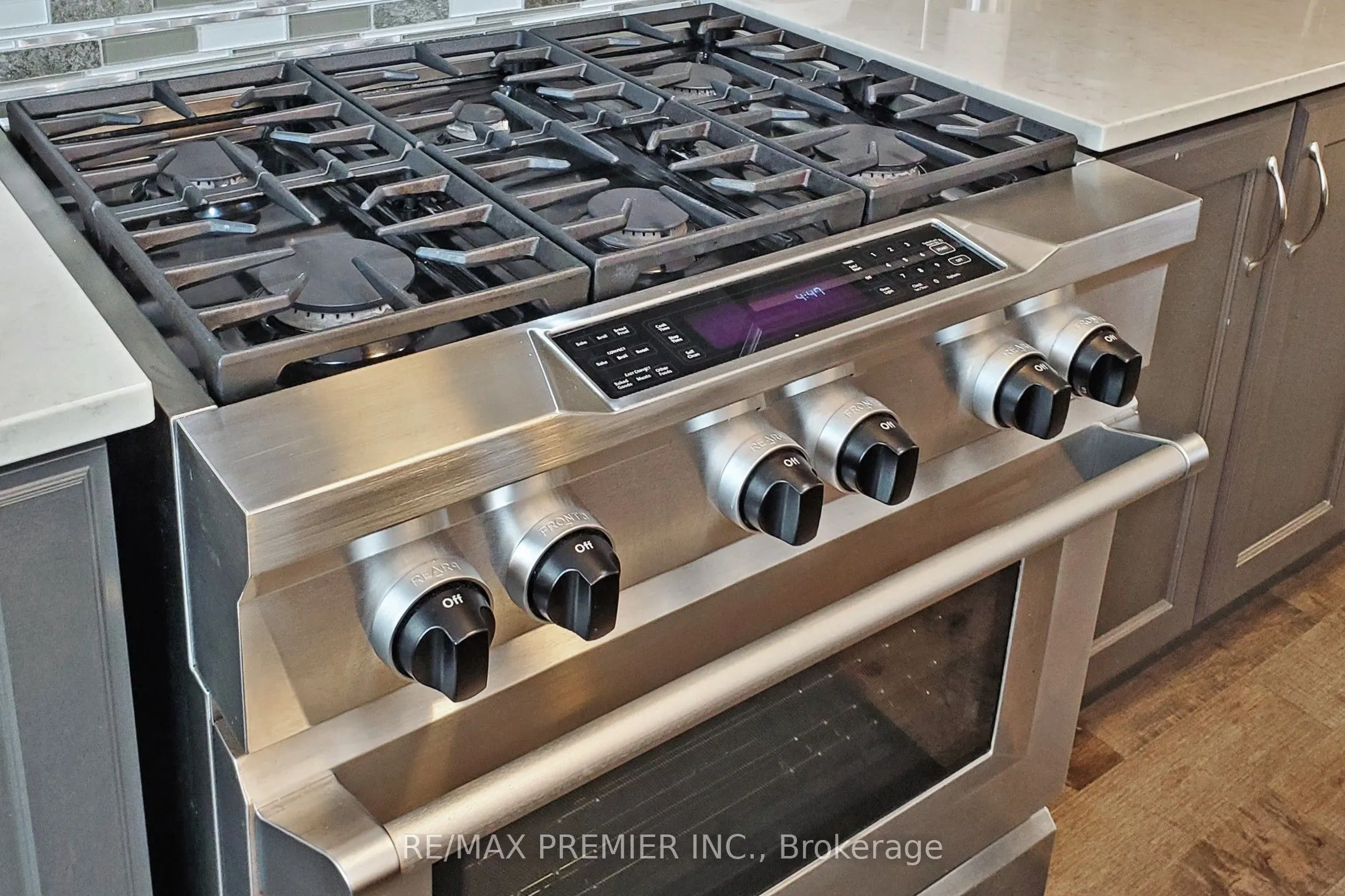 140 Magnolia Crescent