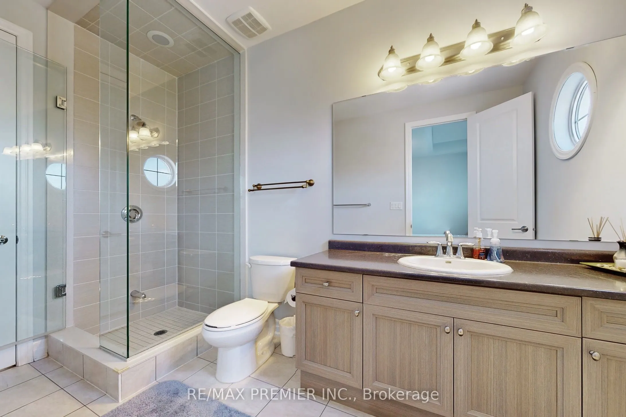 140 Magnolia Crescent