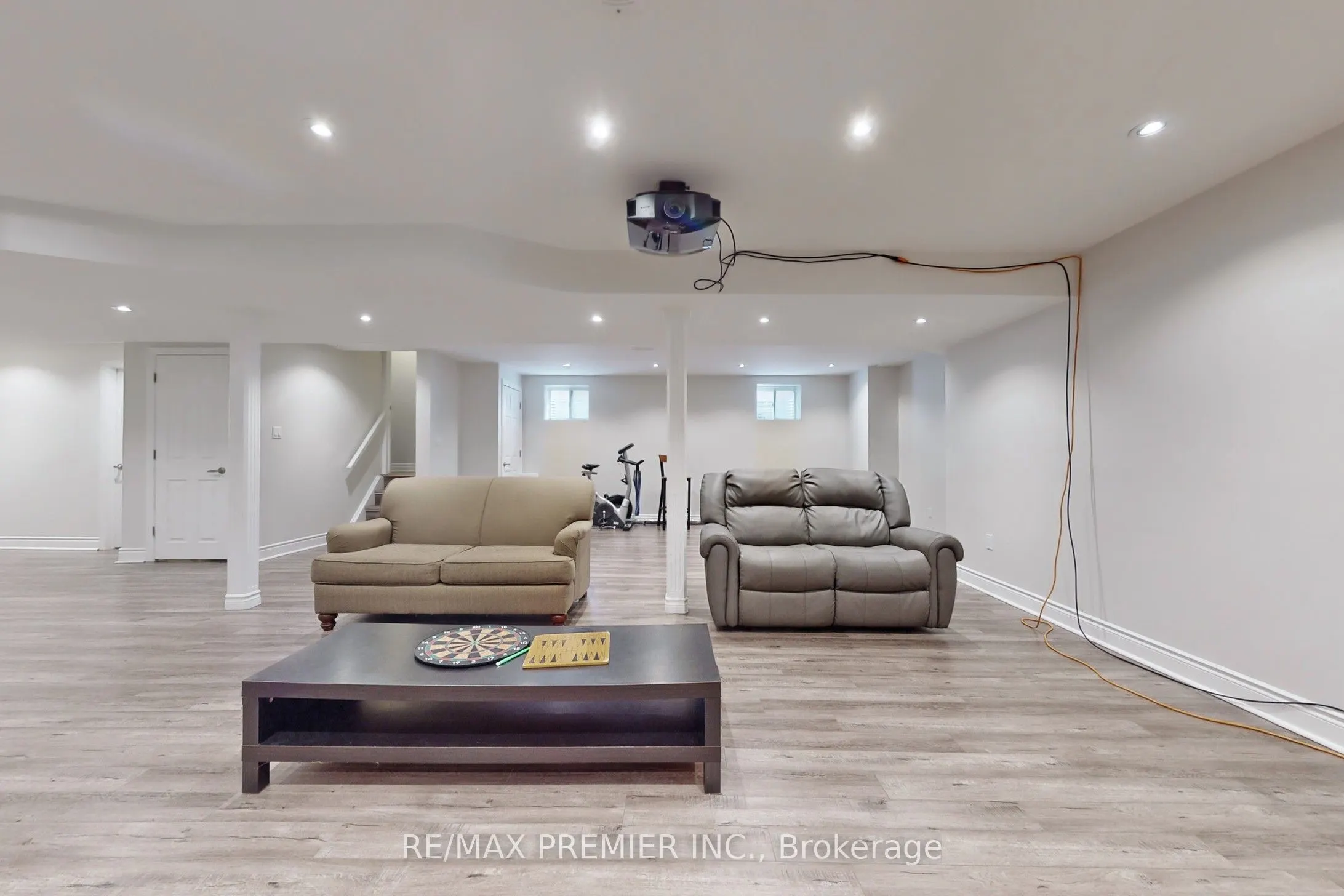 140 Magnolia Crescent