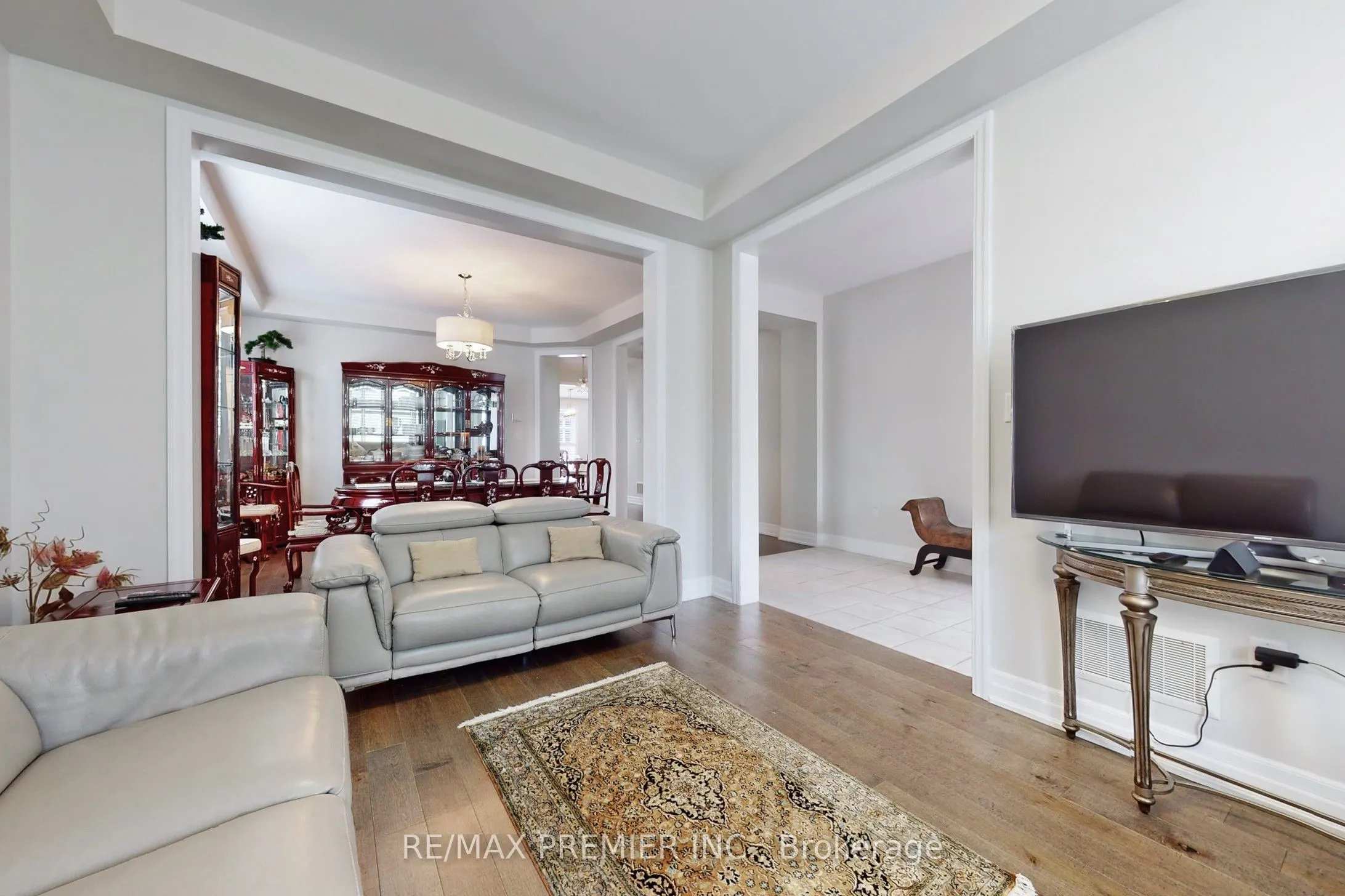 140 Magnolia Crescent