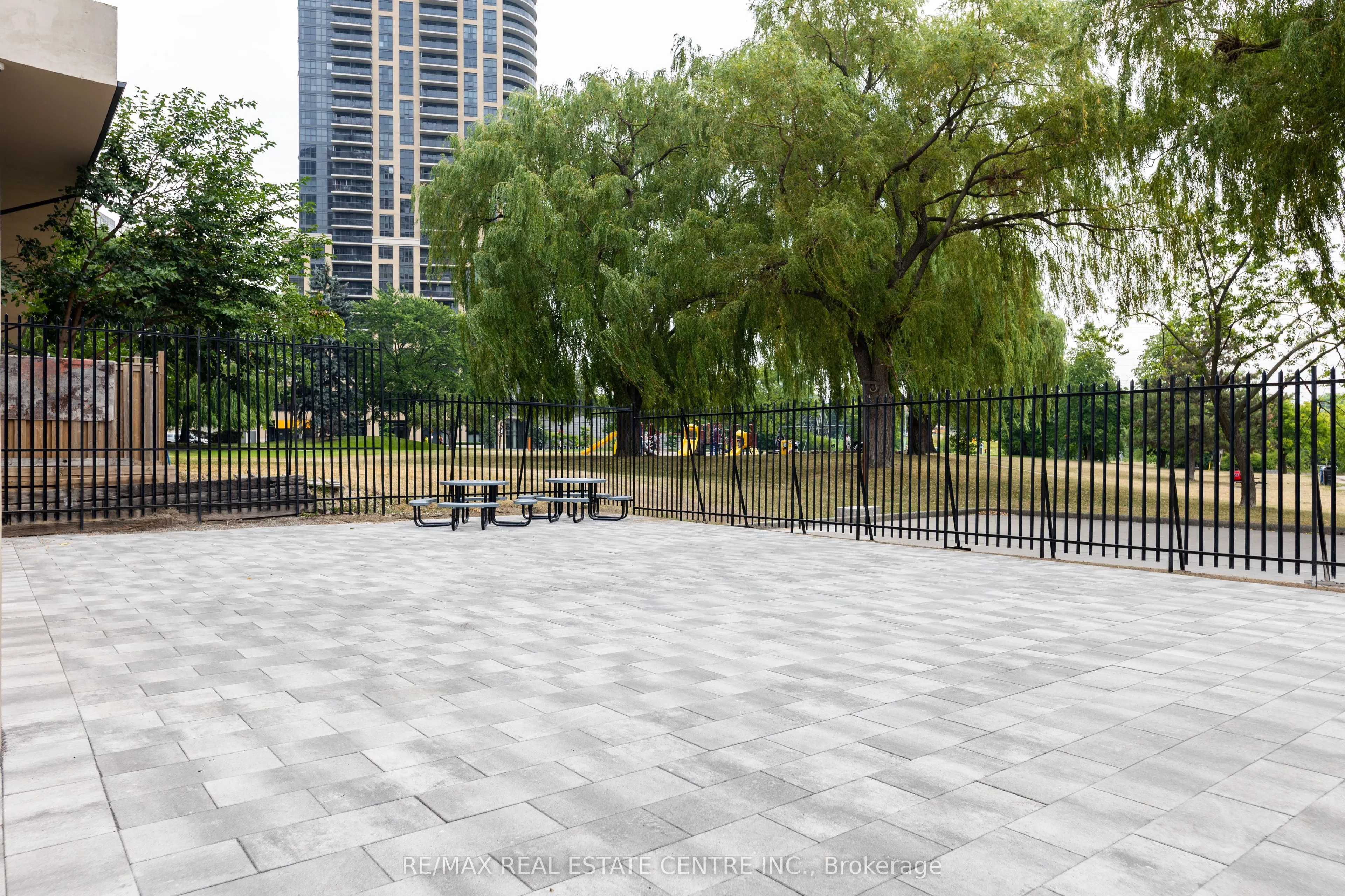 3390 Weston Road, #1009