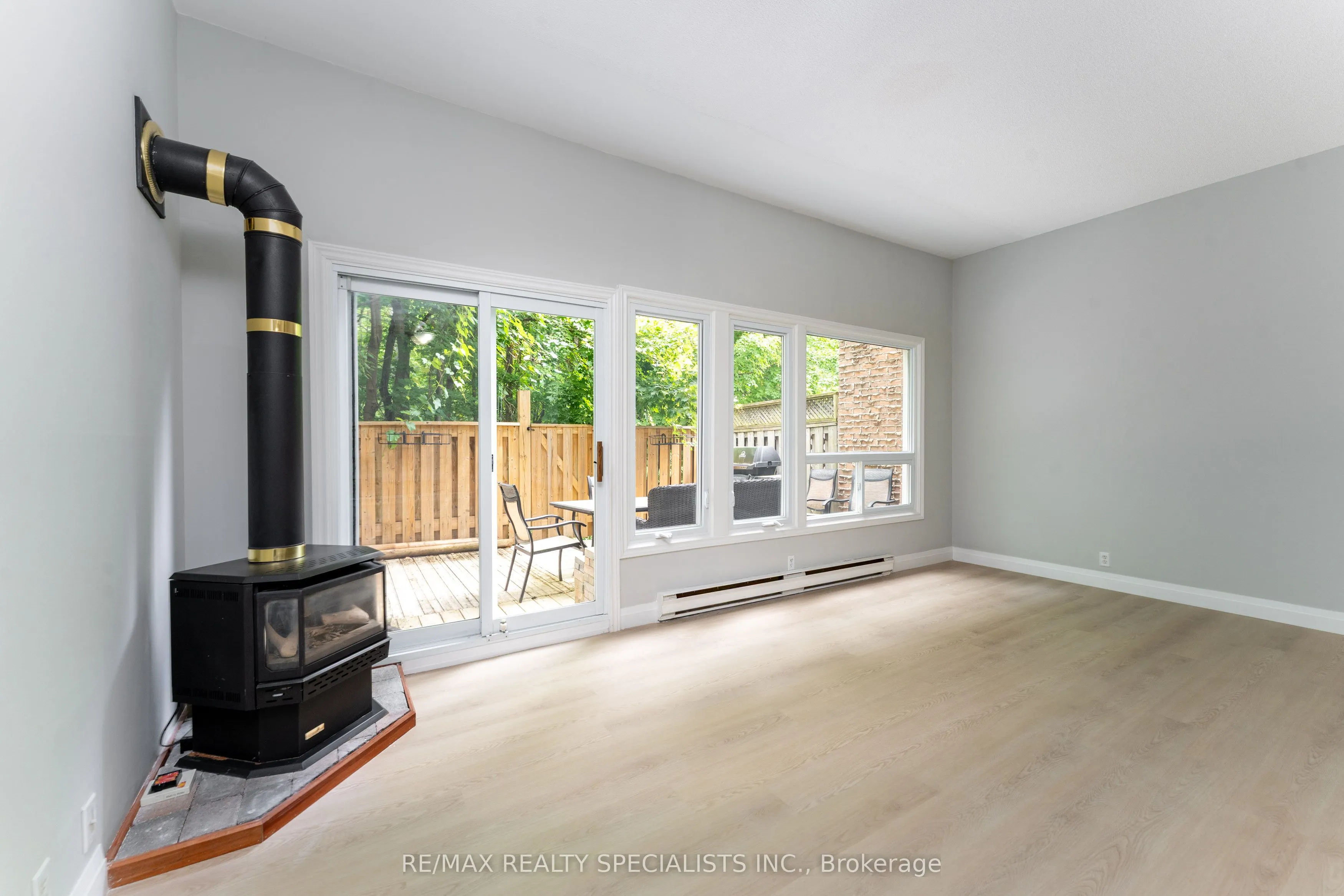 2050 Upper Middle Road, #165