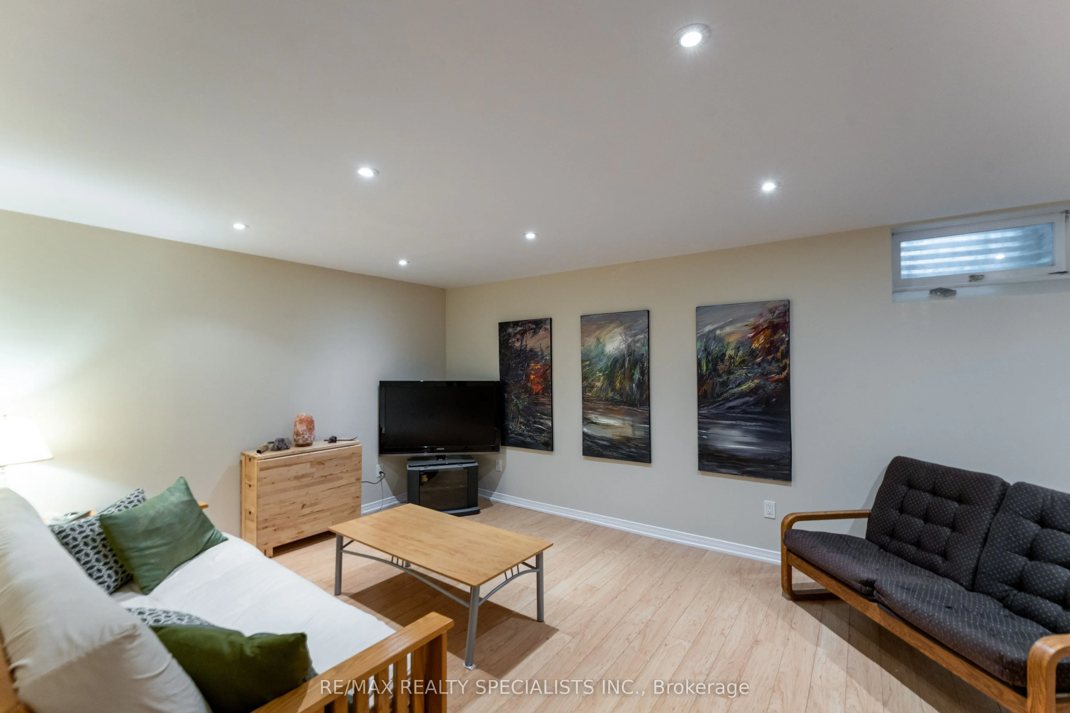 2050 Upper Middle Road, #165