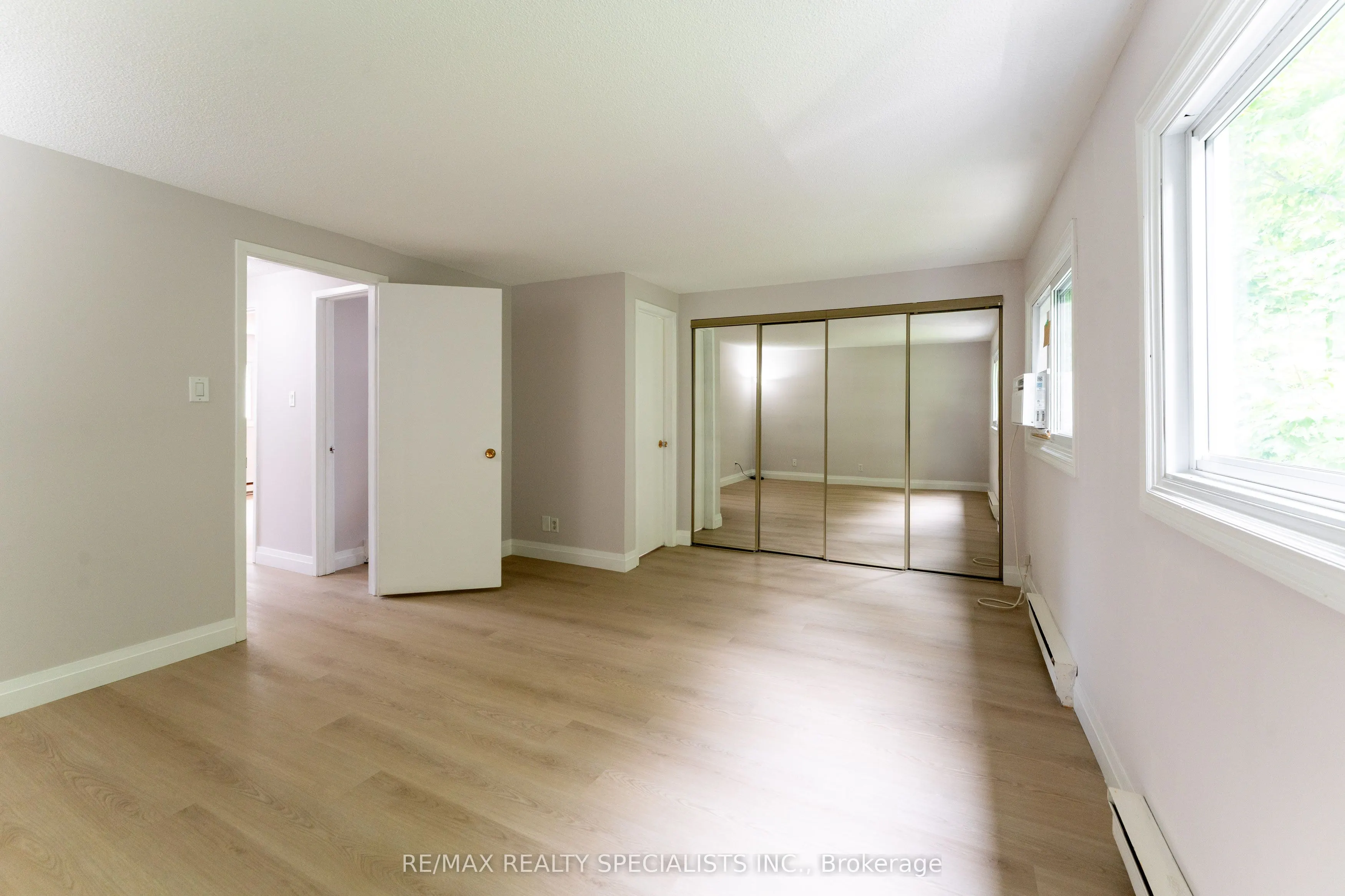 2050 Upper Middle Road, #165