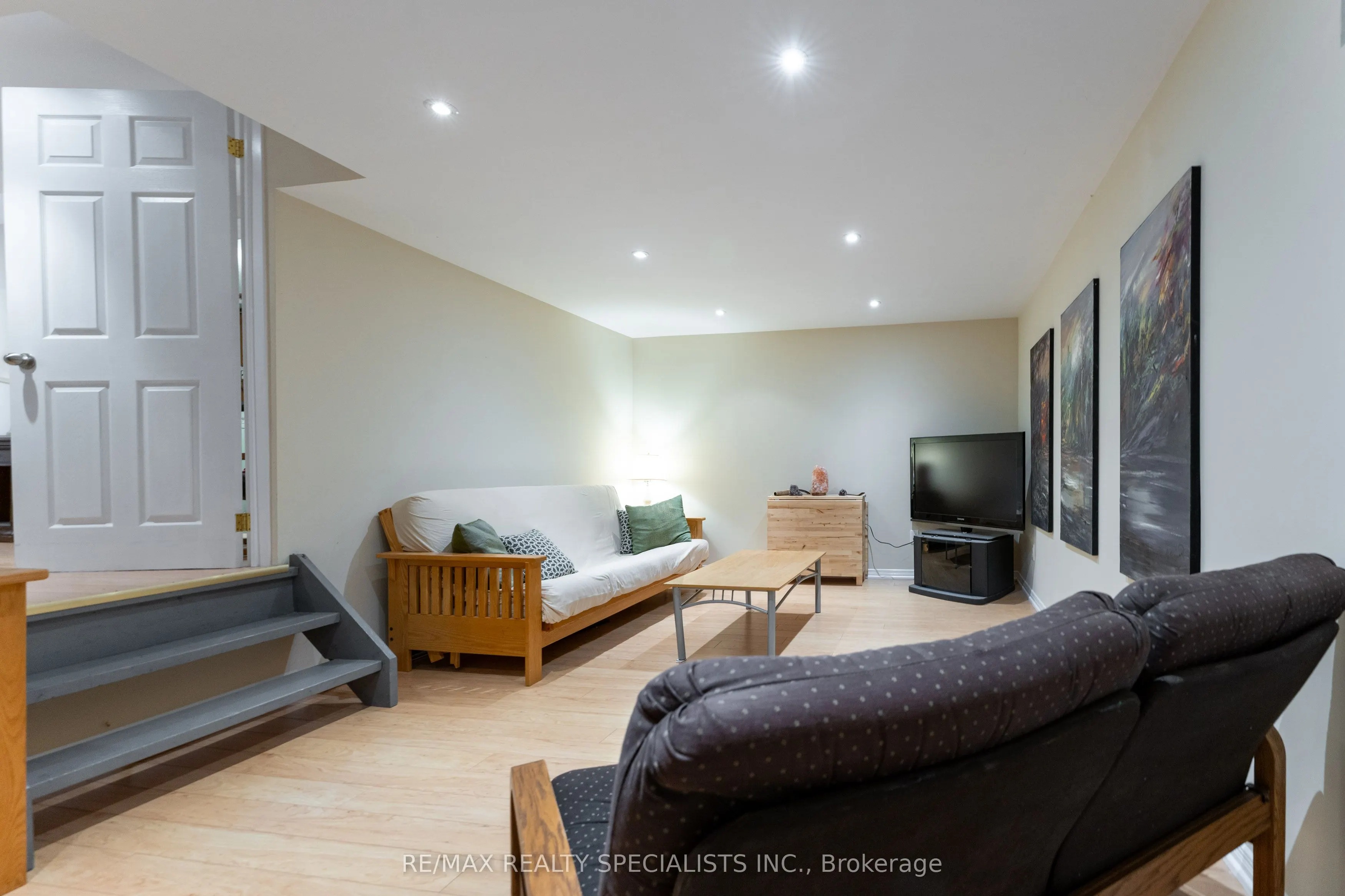 2050 Upper Middle Road, #165