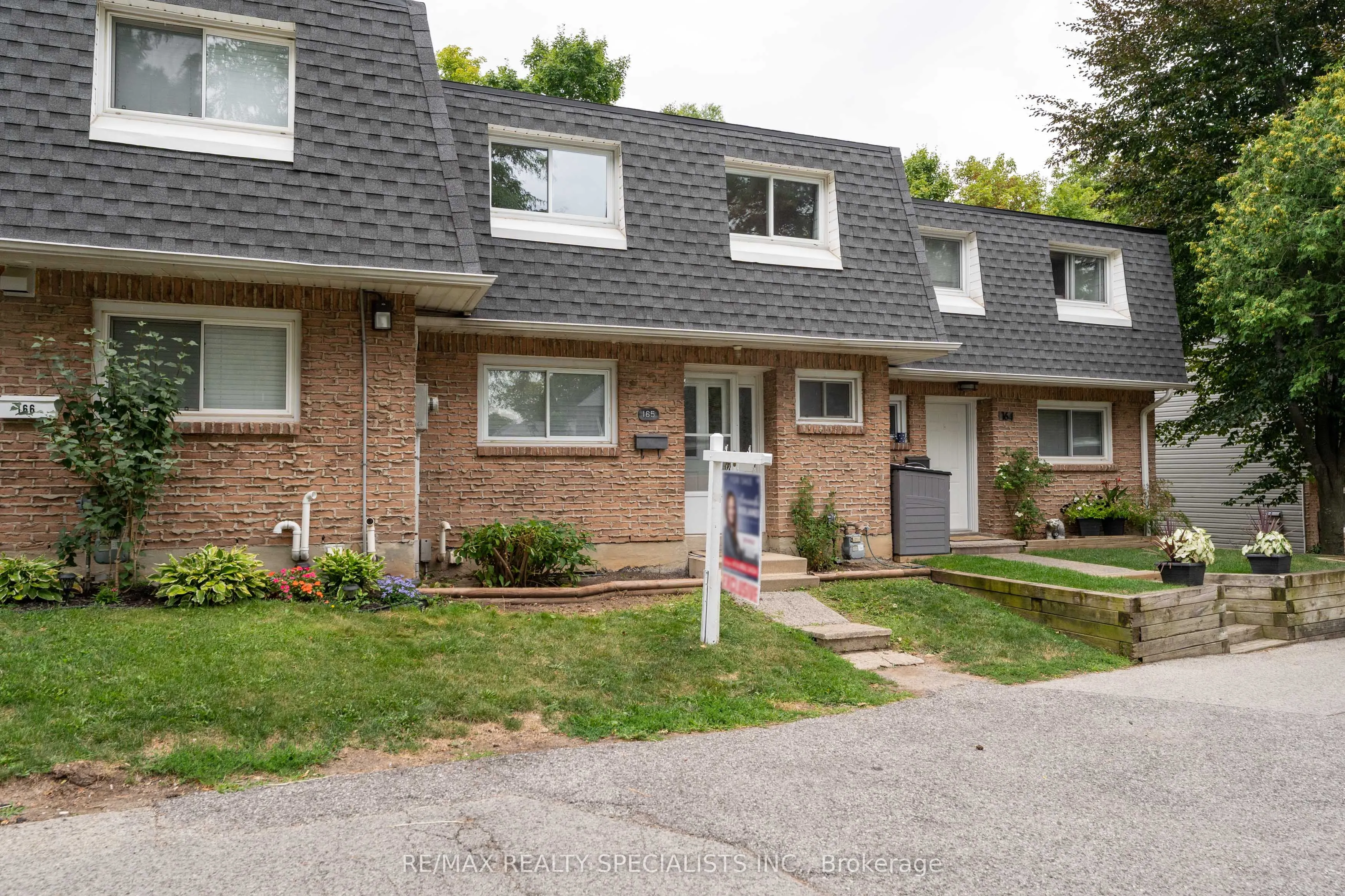 2050 Upper Middle Road, #165