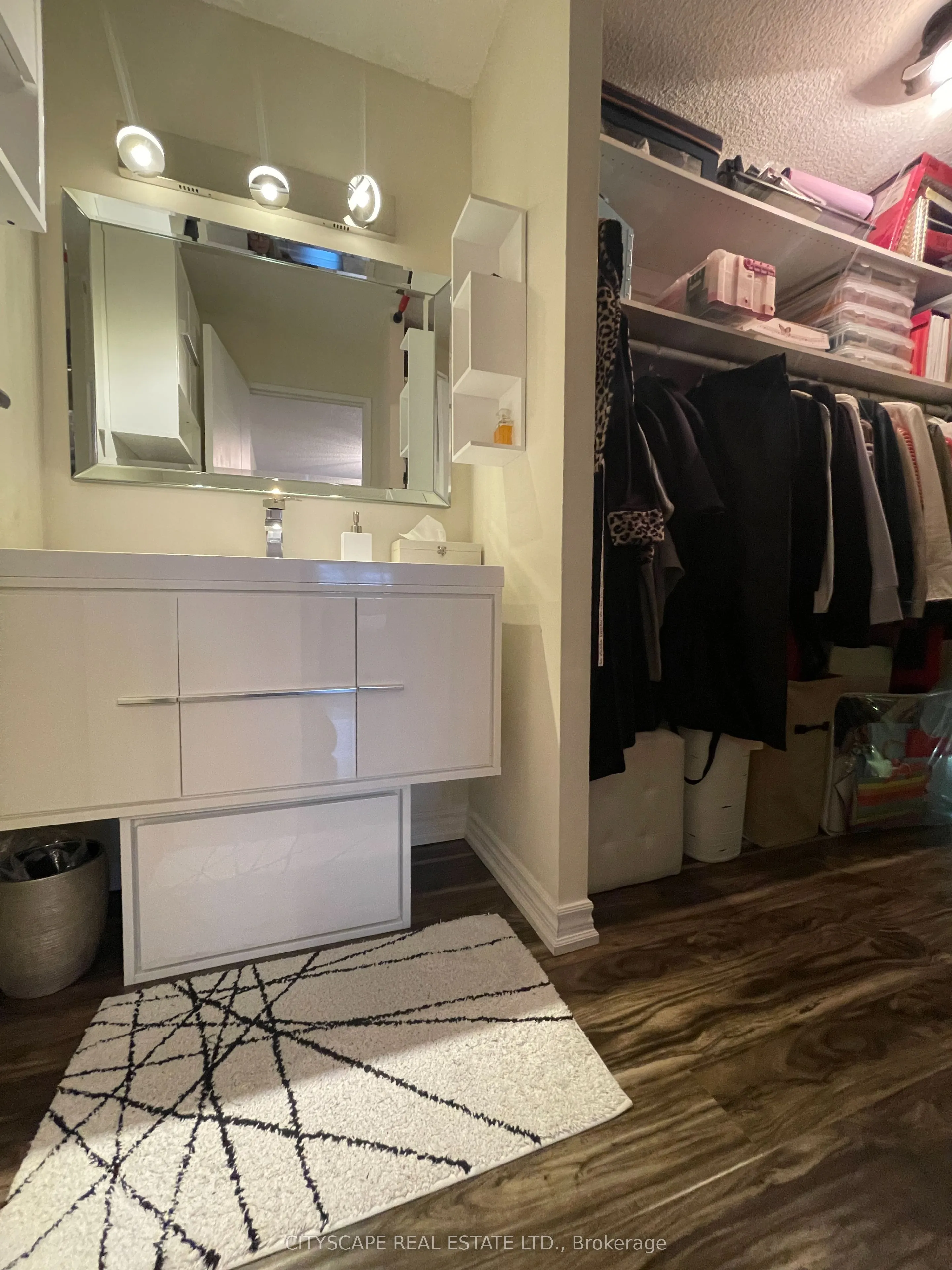 355 Rathburn Road E, #704