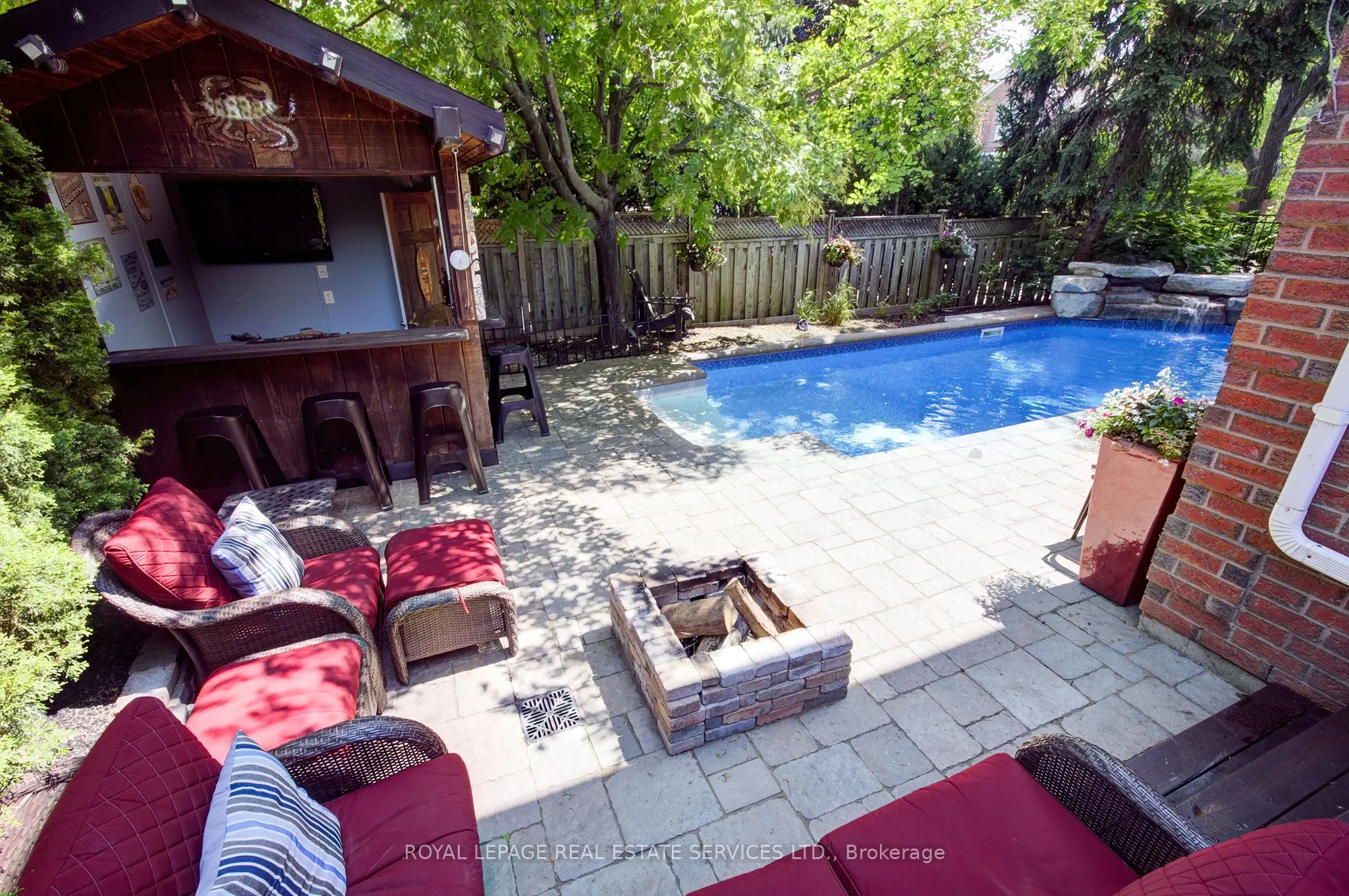 1079 Skyvalley Crescent