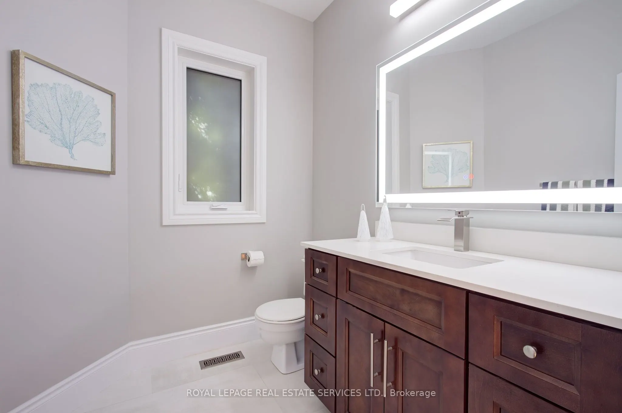 1079 Skyvalley Crescent