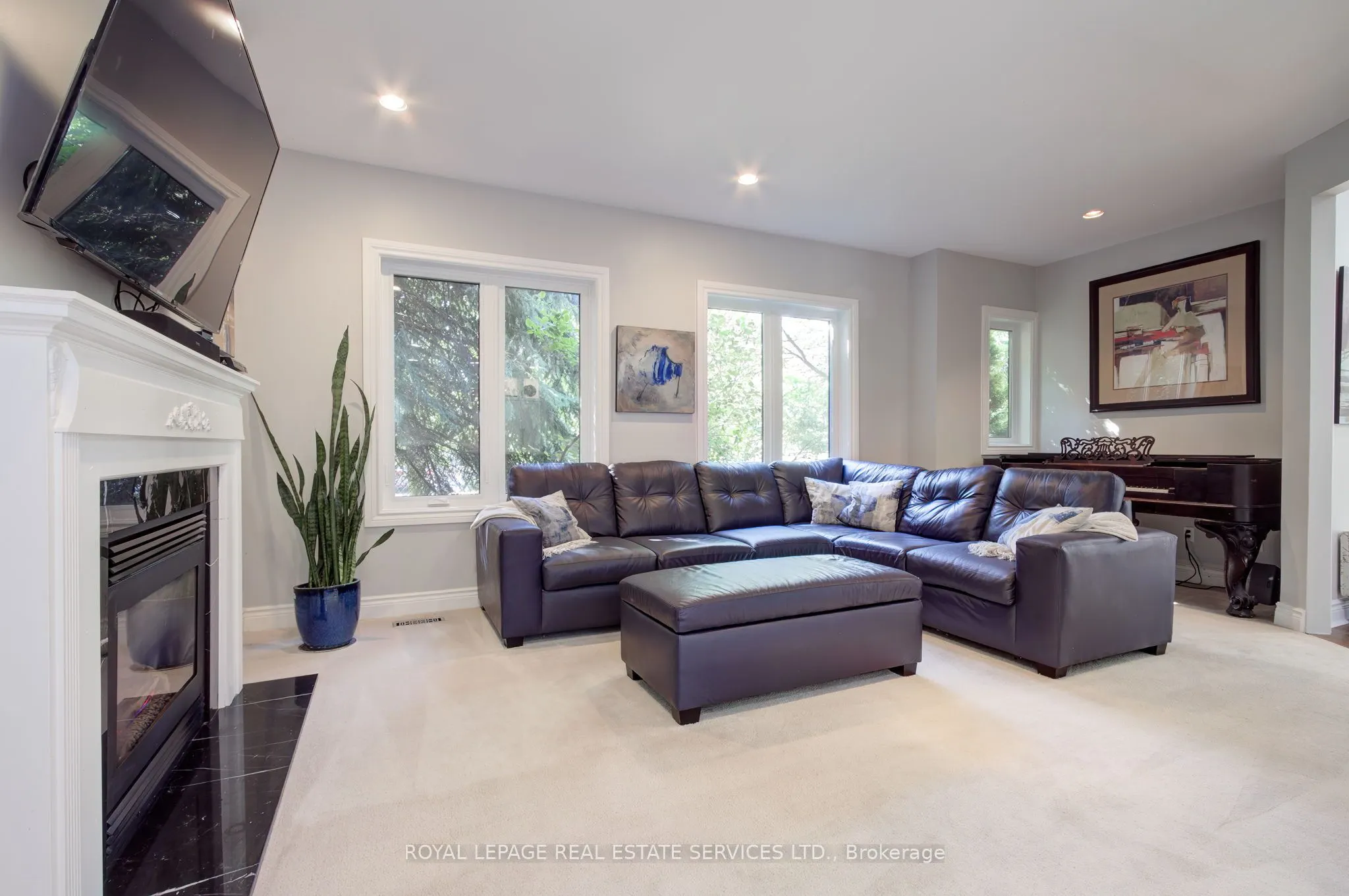 1079 Skyvalley Crescent