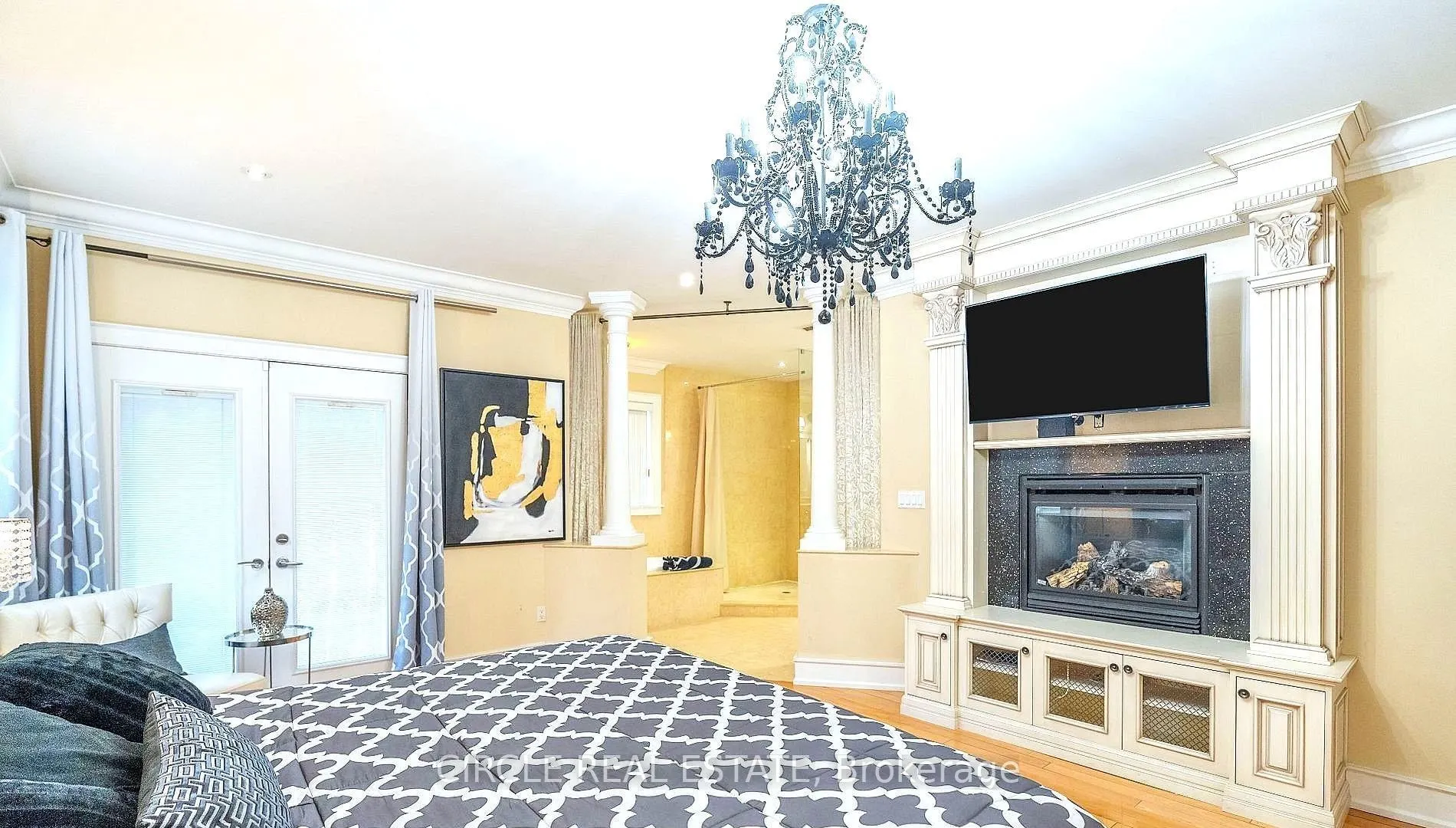2489 Olinda Court
