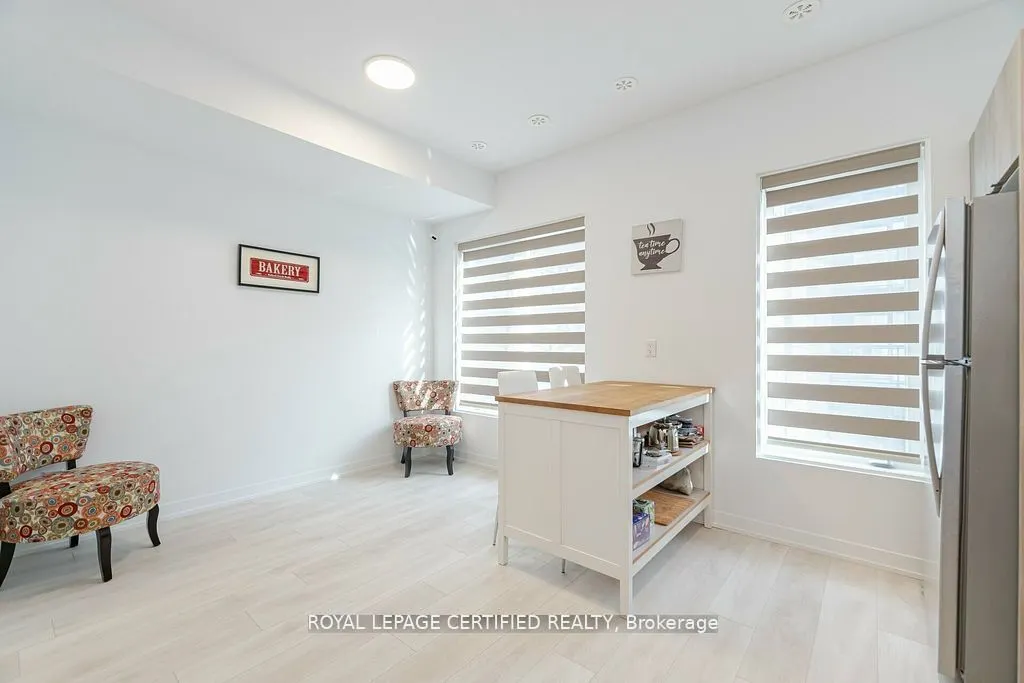 1095 Cooke Boulevard, #31