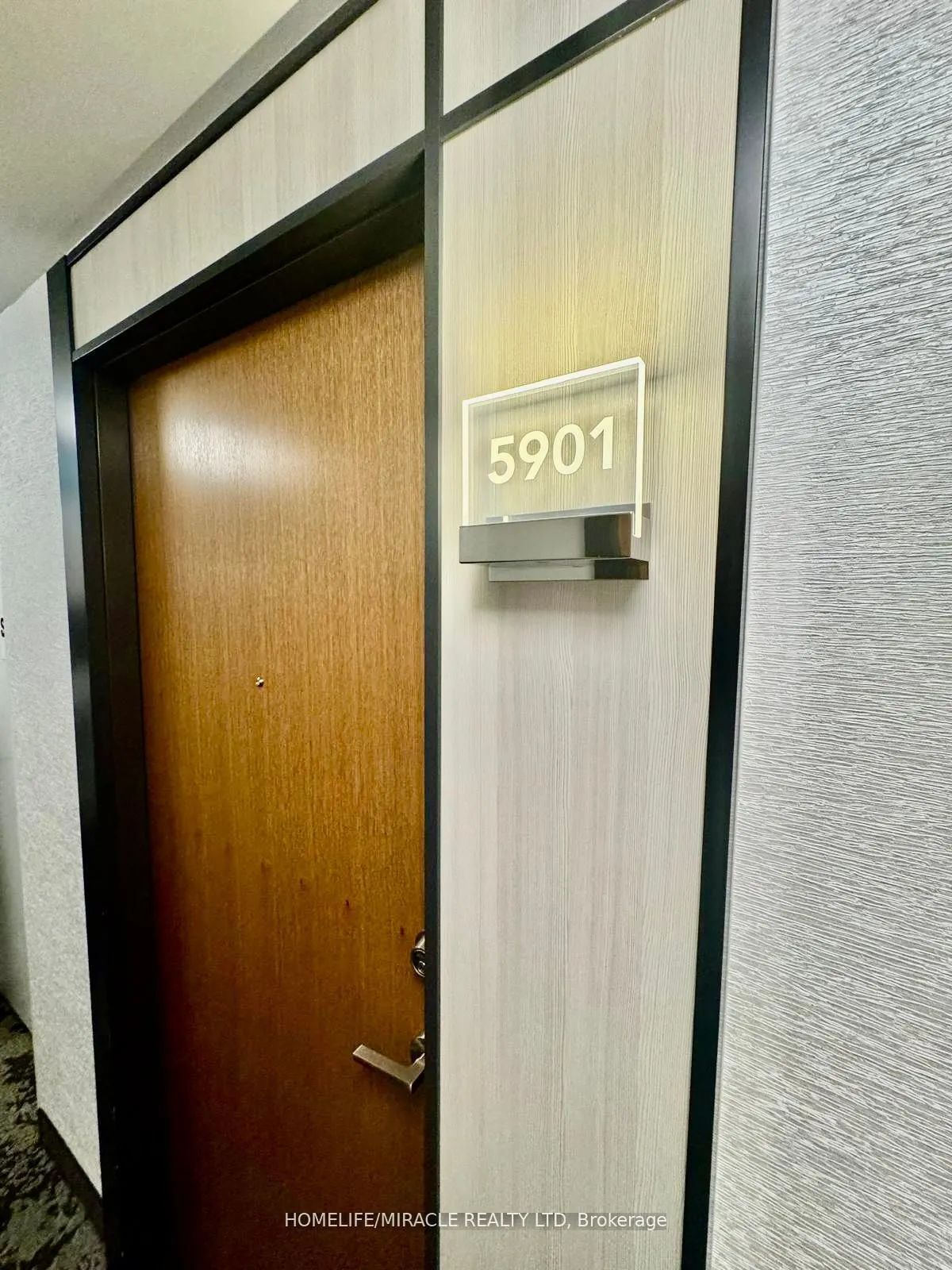 30 Shore Breeze Dr Drive, #5901