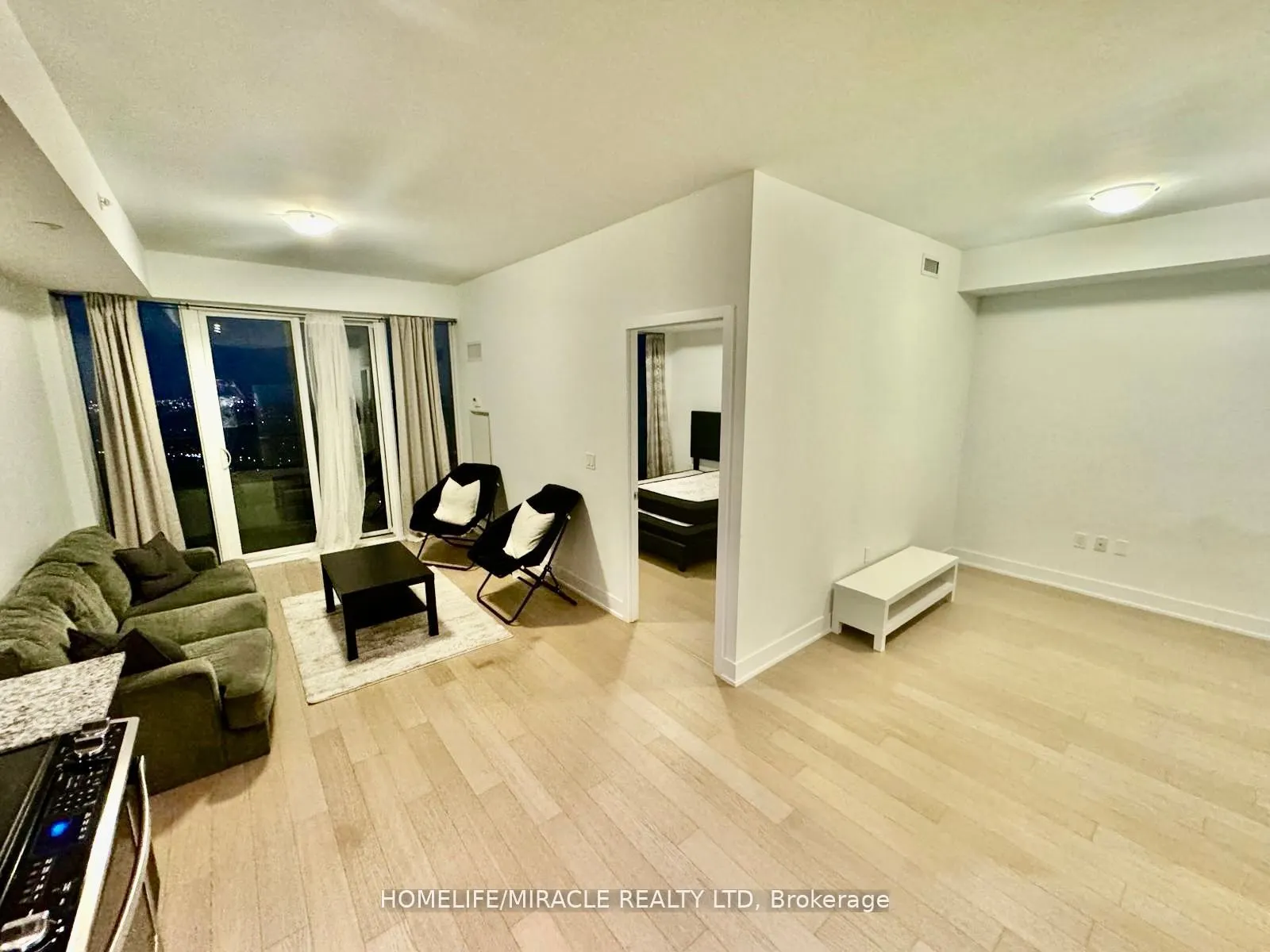 30 Shore Breeze Dr Drive, #5901