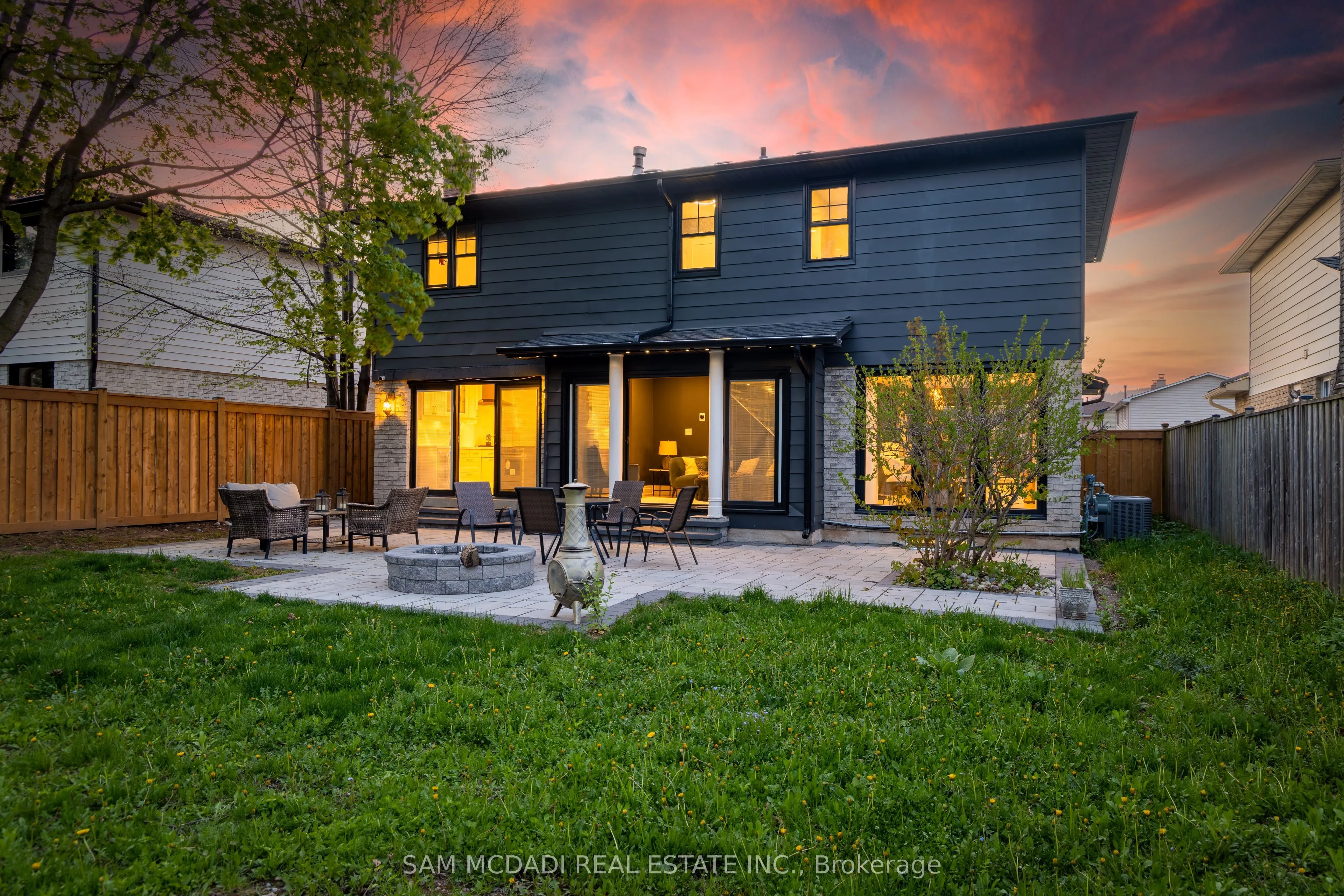 2284 Glastonbury Road