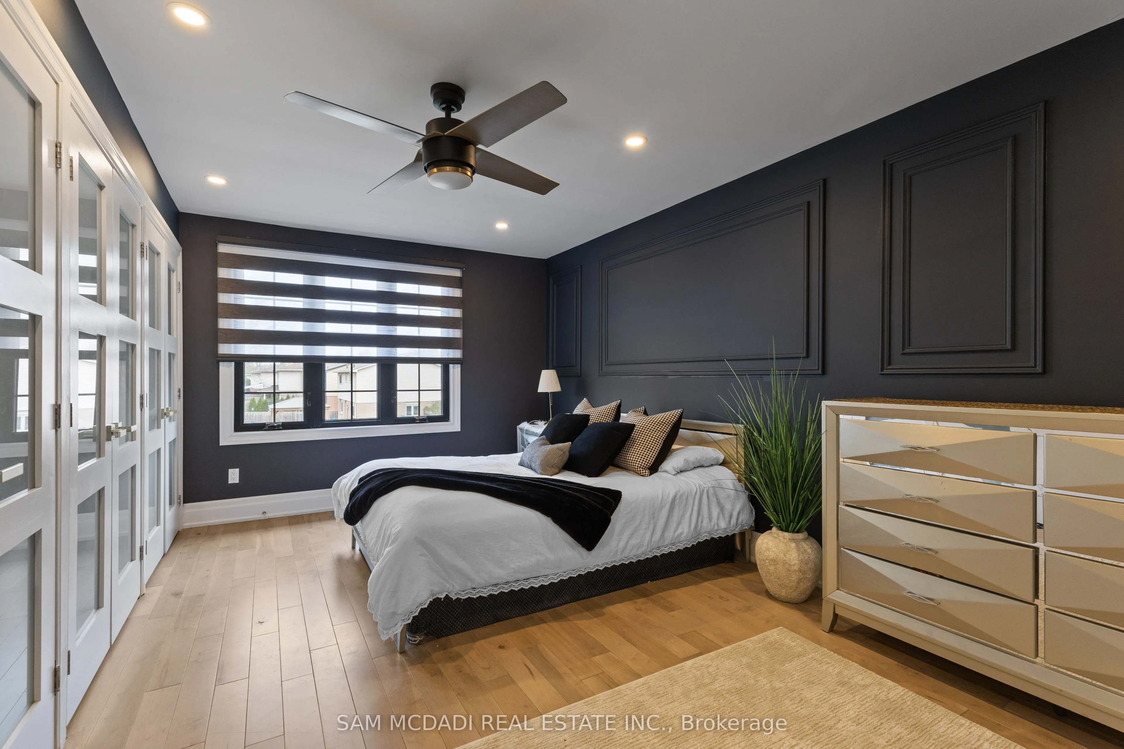 2284 Glastonbury Road