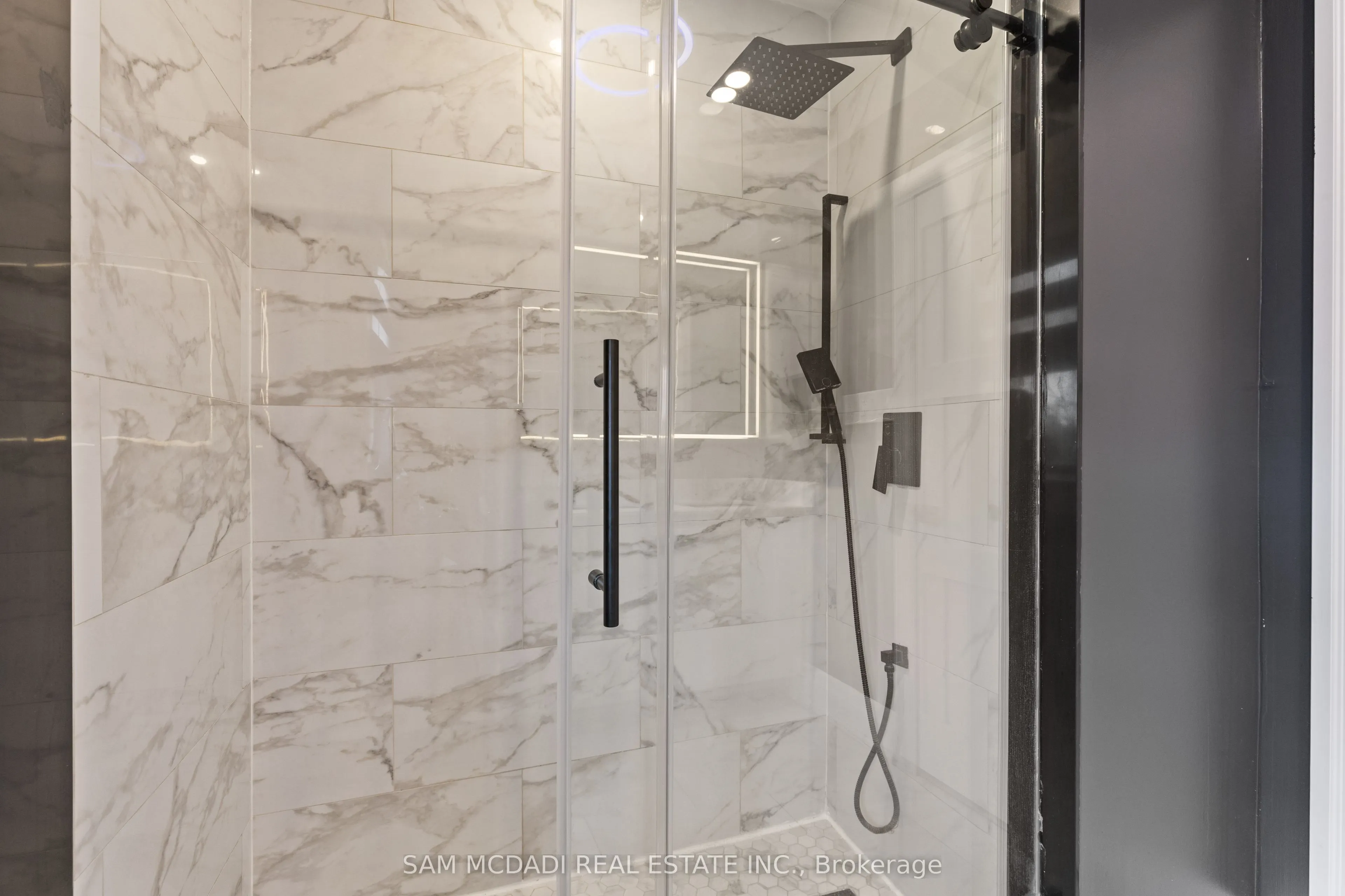 2284 Glastonbury Road