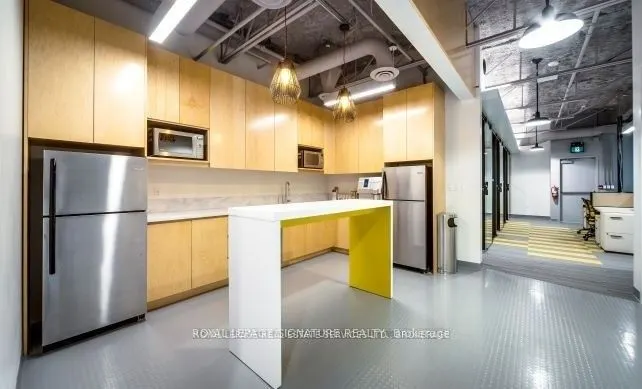 2115 South Service Road W, #200