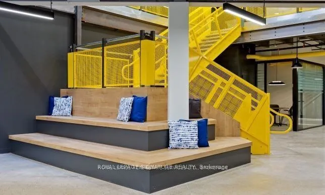 2115 South Service Road W, #500