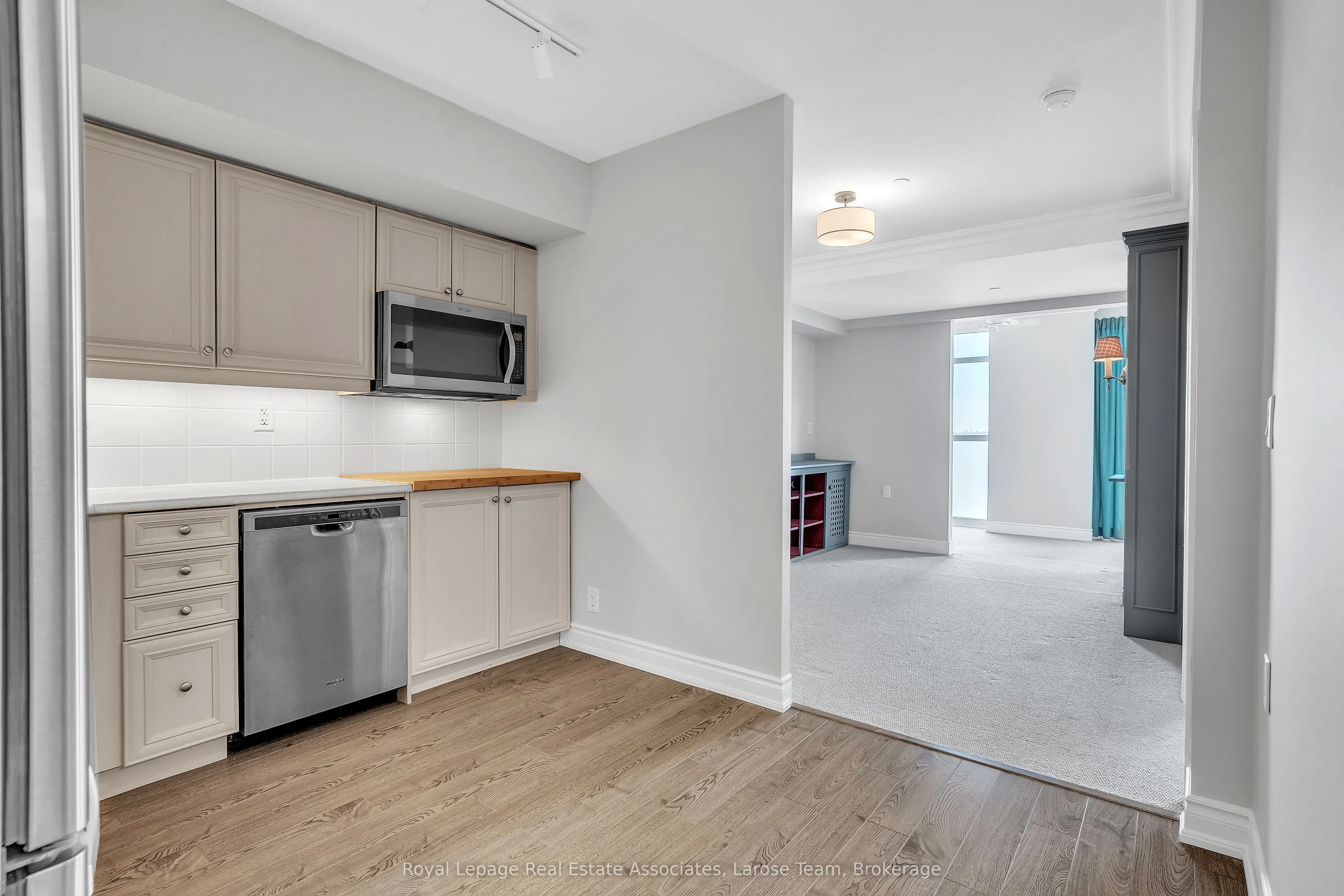 3 Marine Parade Drive, #1707