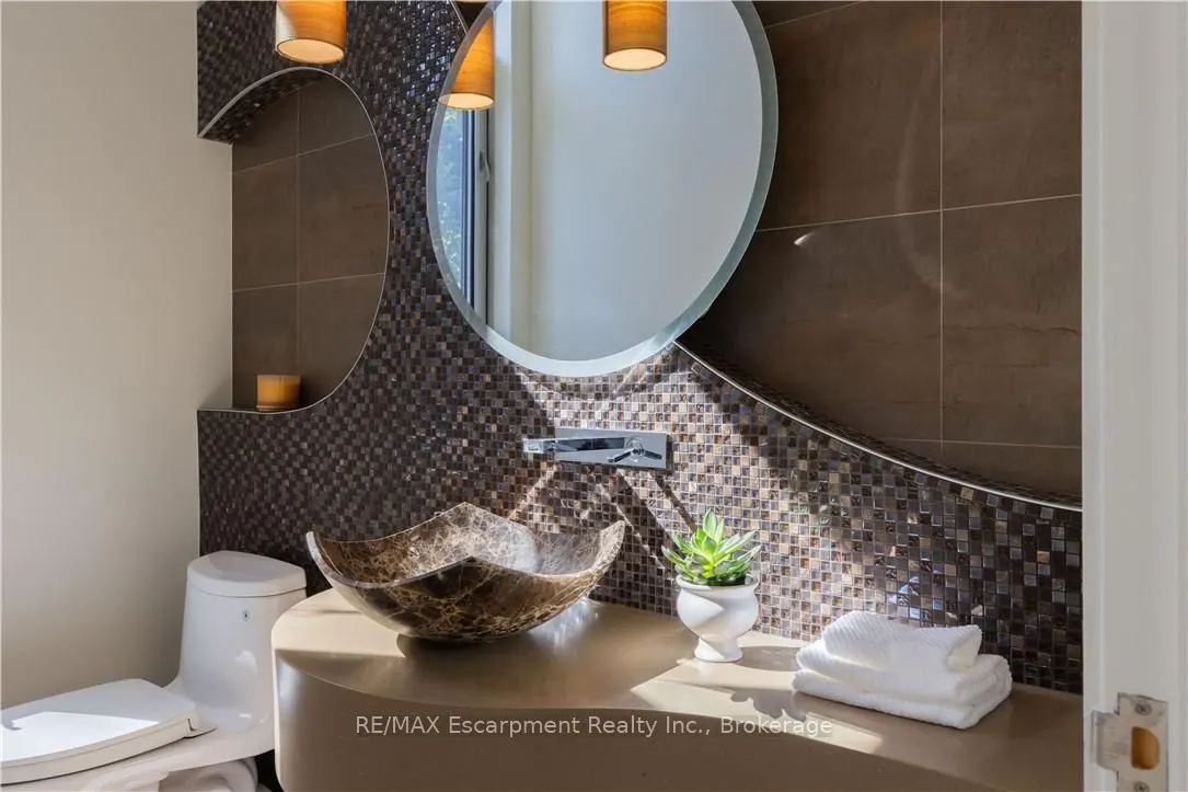 1540 WATERSEDGE Road