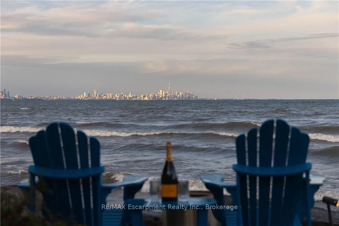 1540 WATERSEDGE Road