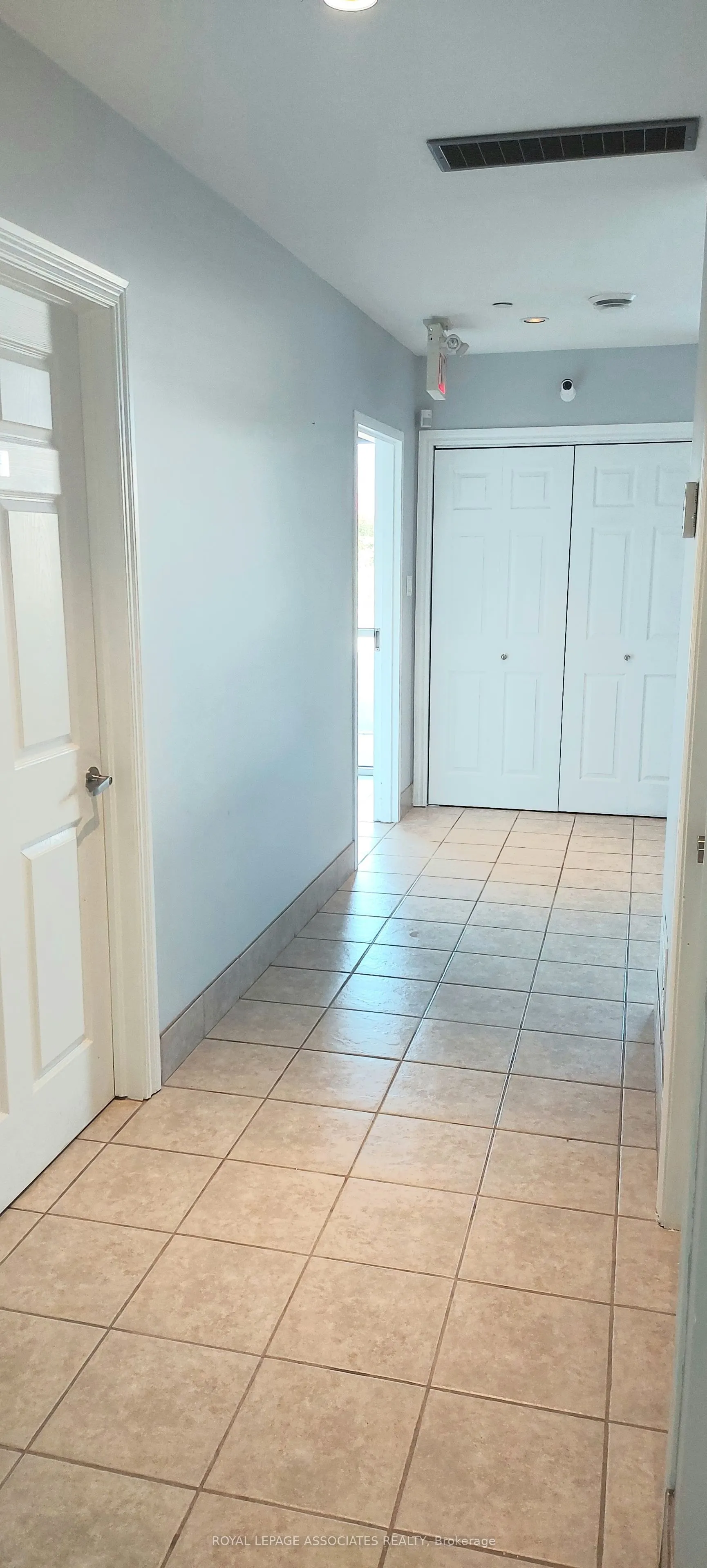 48 Centennial Road, #7