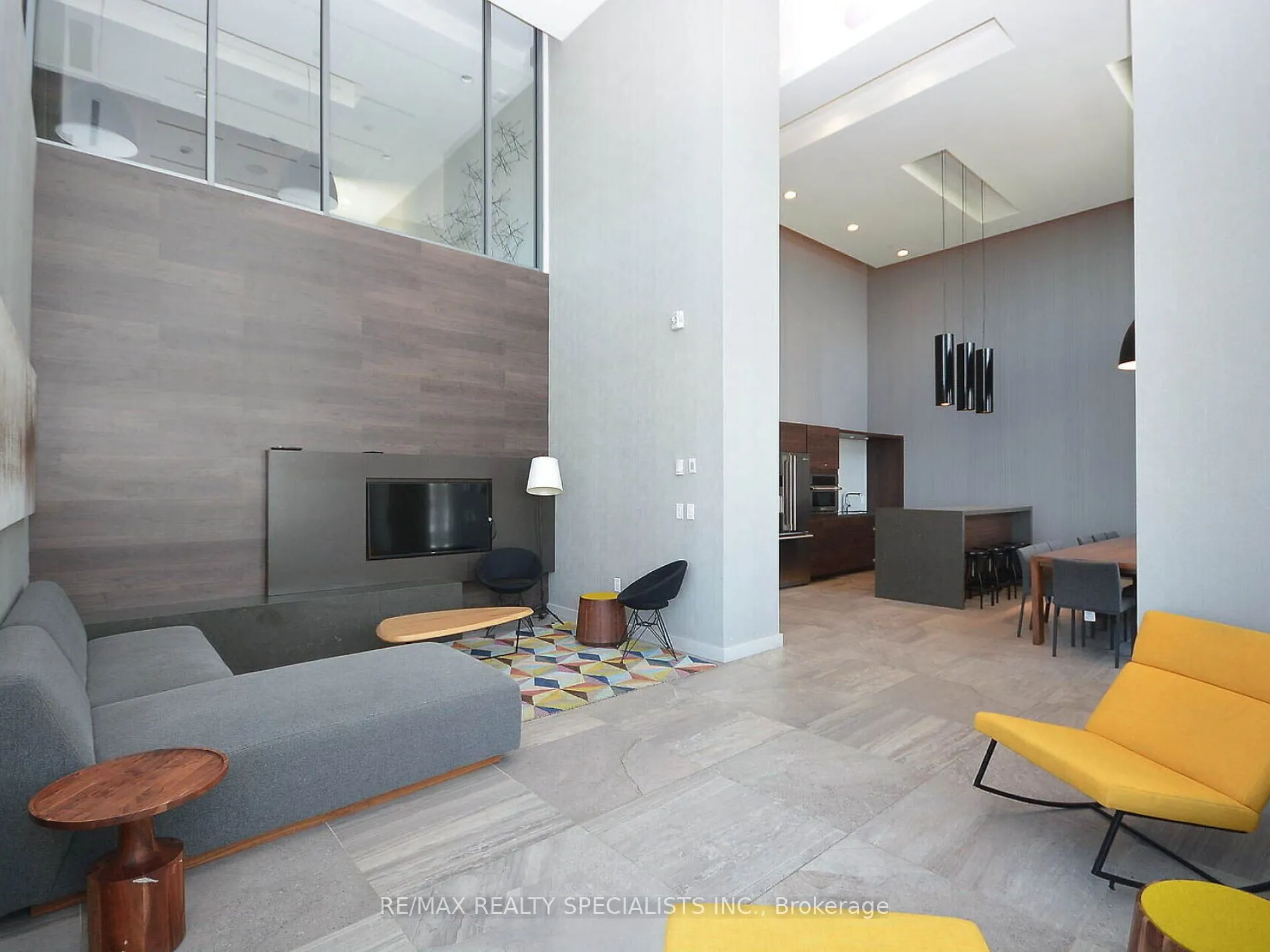 2560 Eglinton Avenue W, #1902