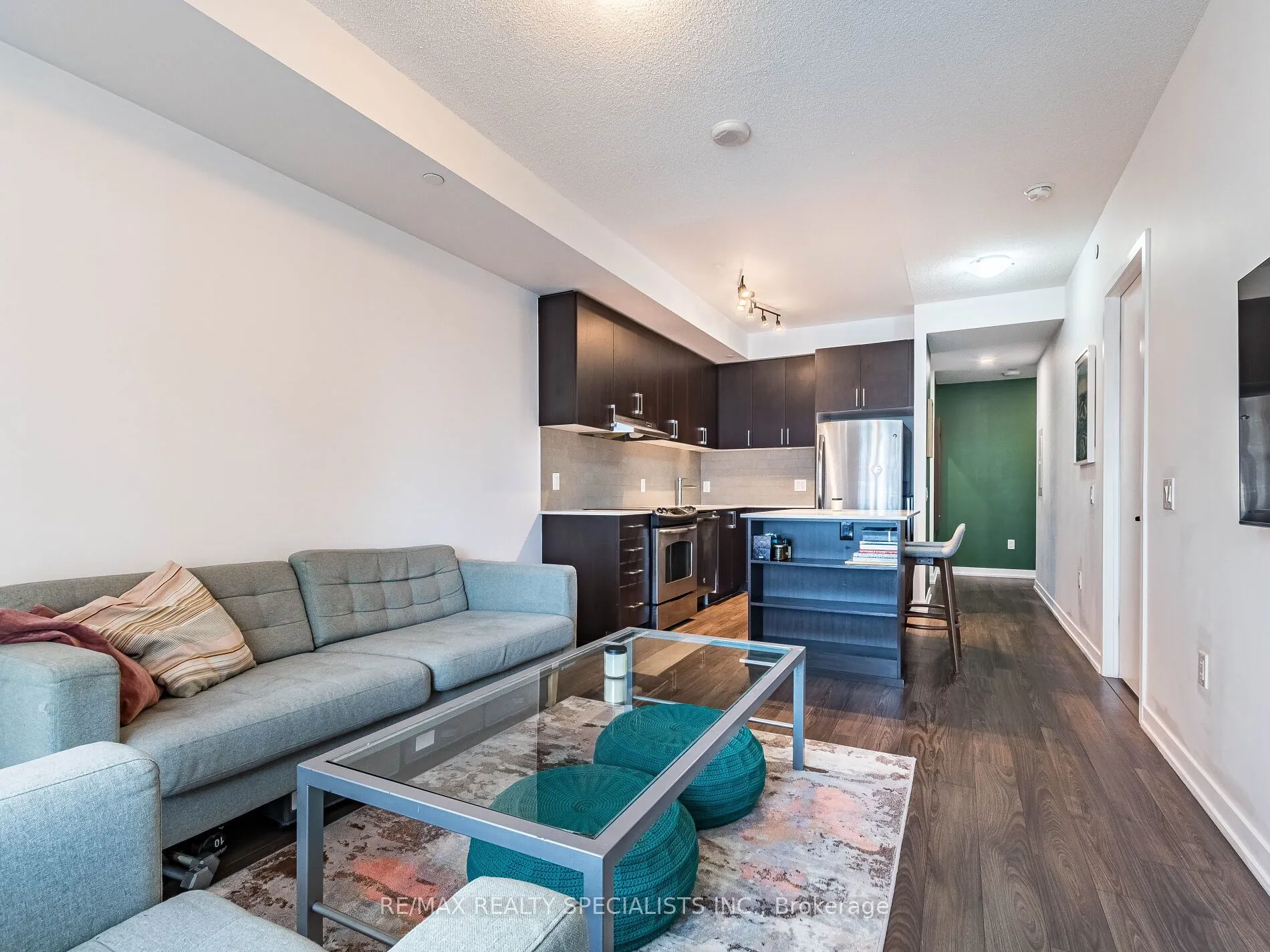 2560 Eglinton Avenue W, #1902