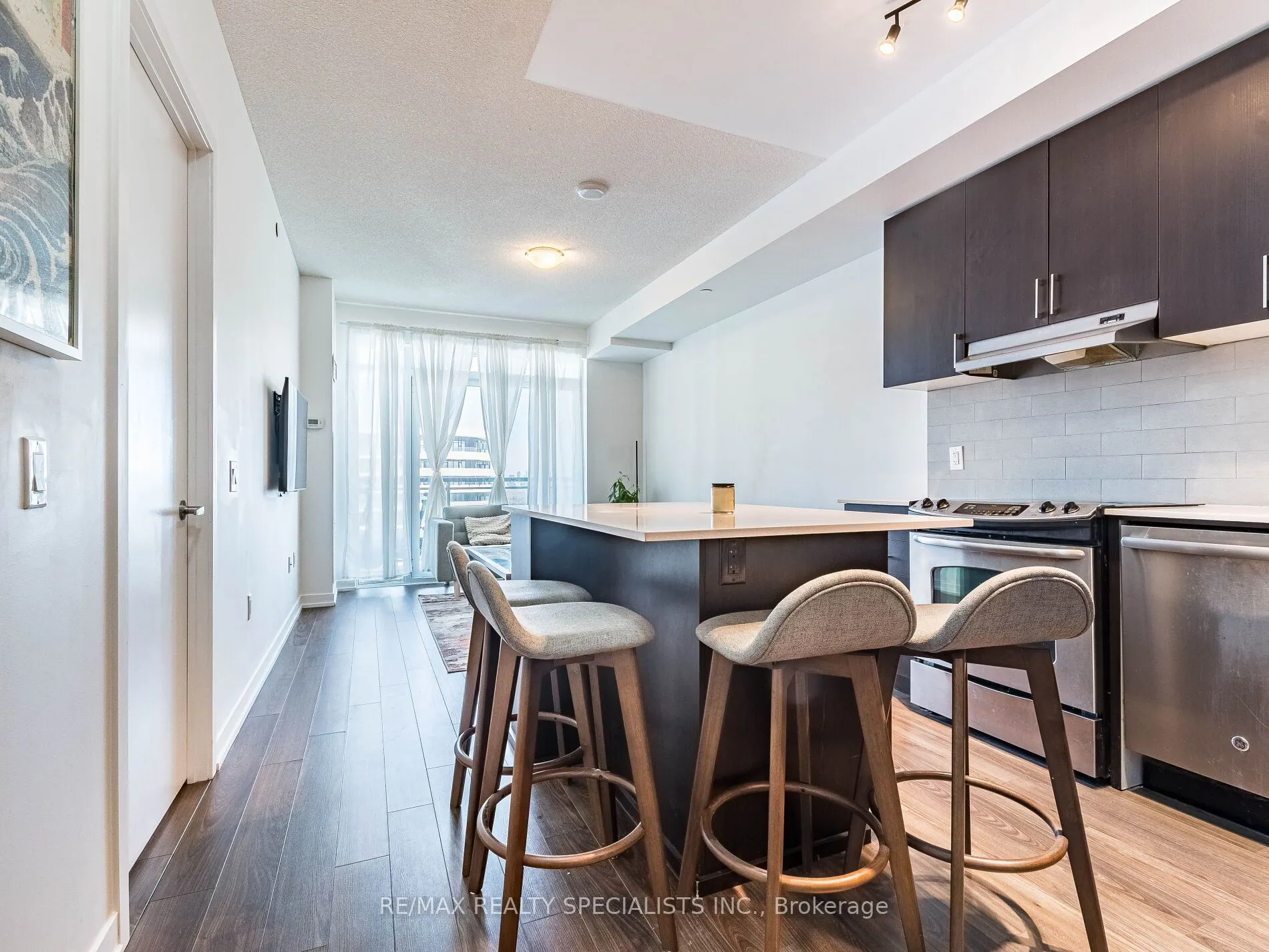 2560 Eglinton Avenue W, #1902