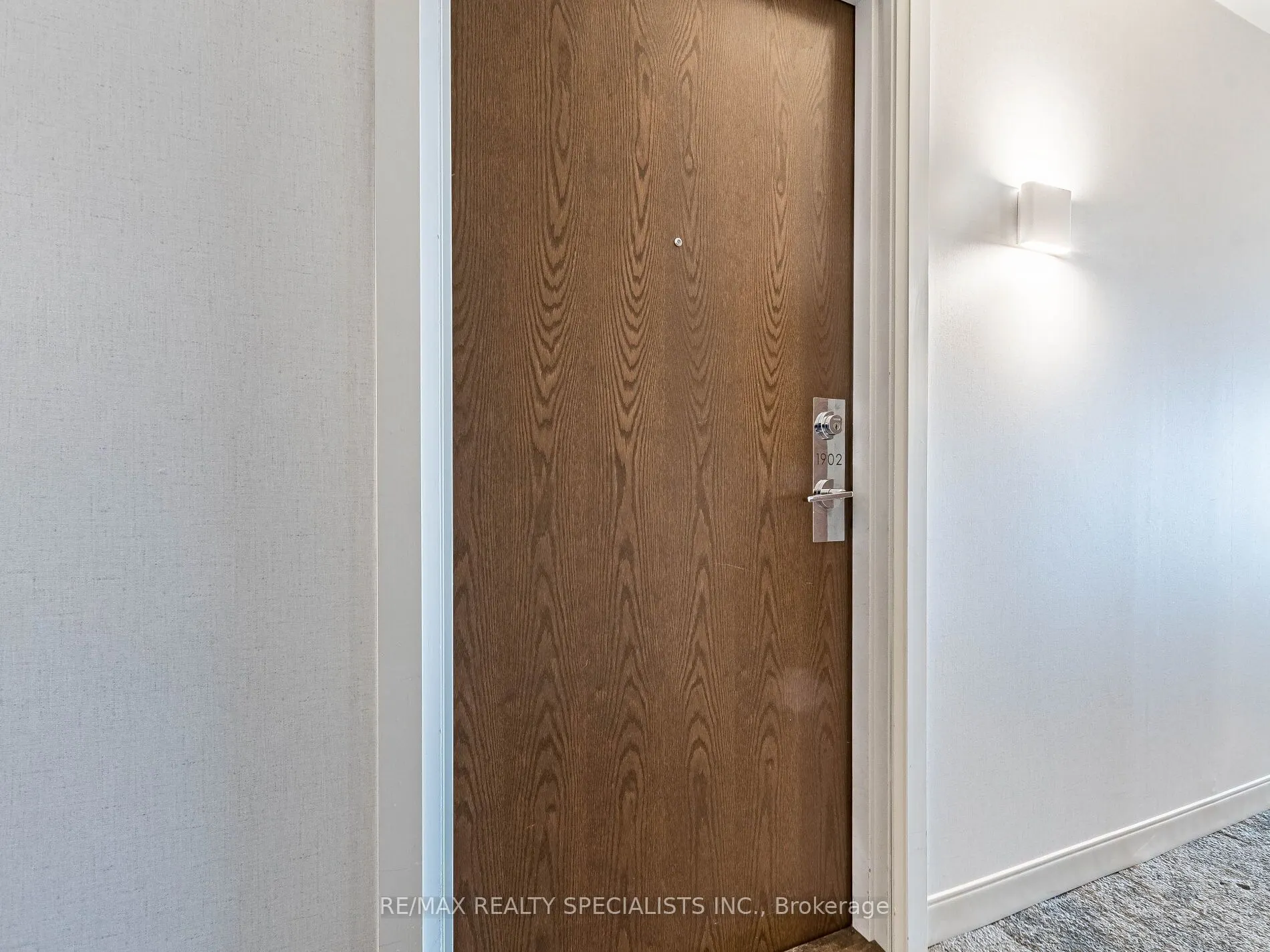 2560 Eglinton Avenue W, #1902