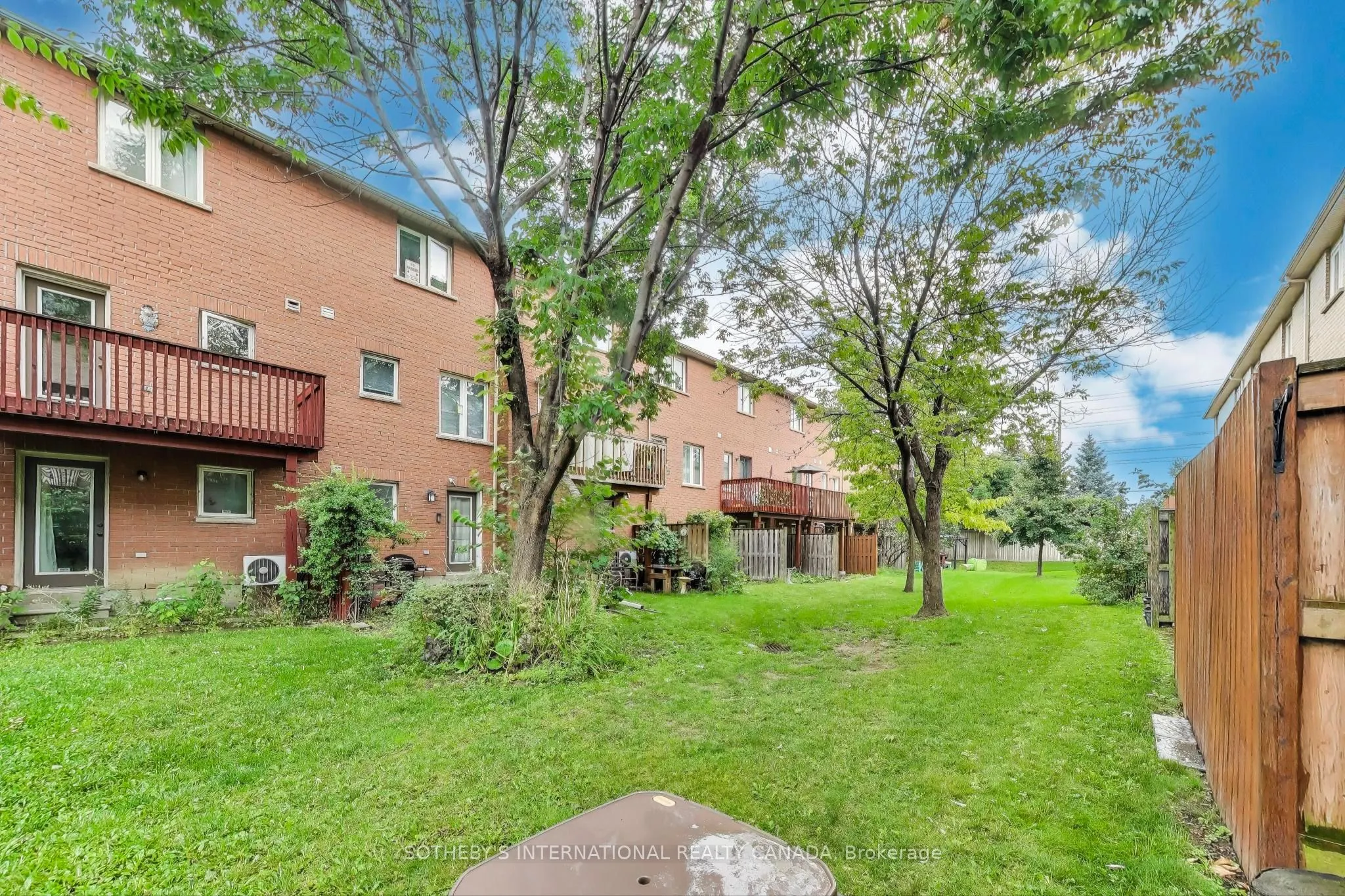 435 Hensall Circle, #17