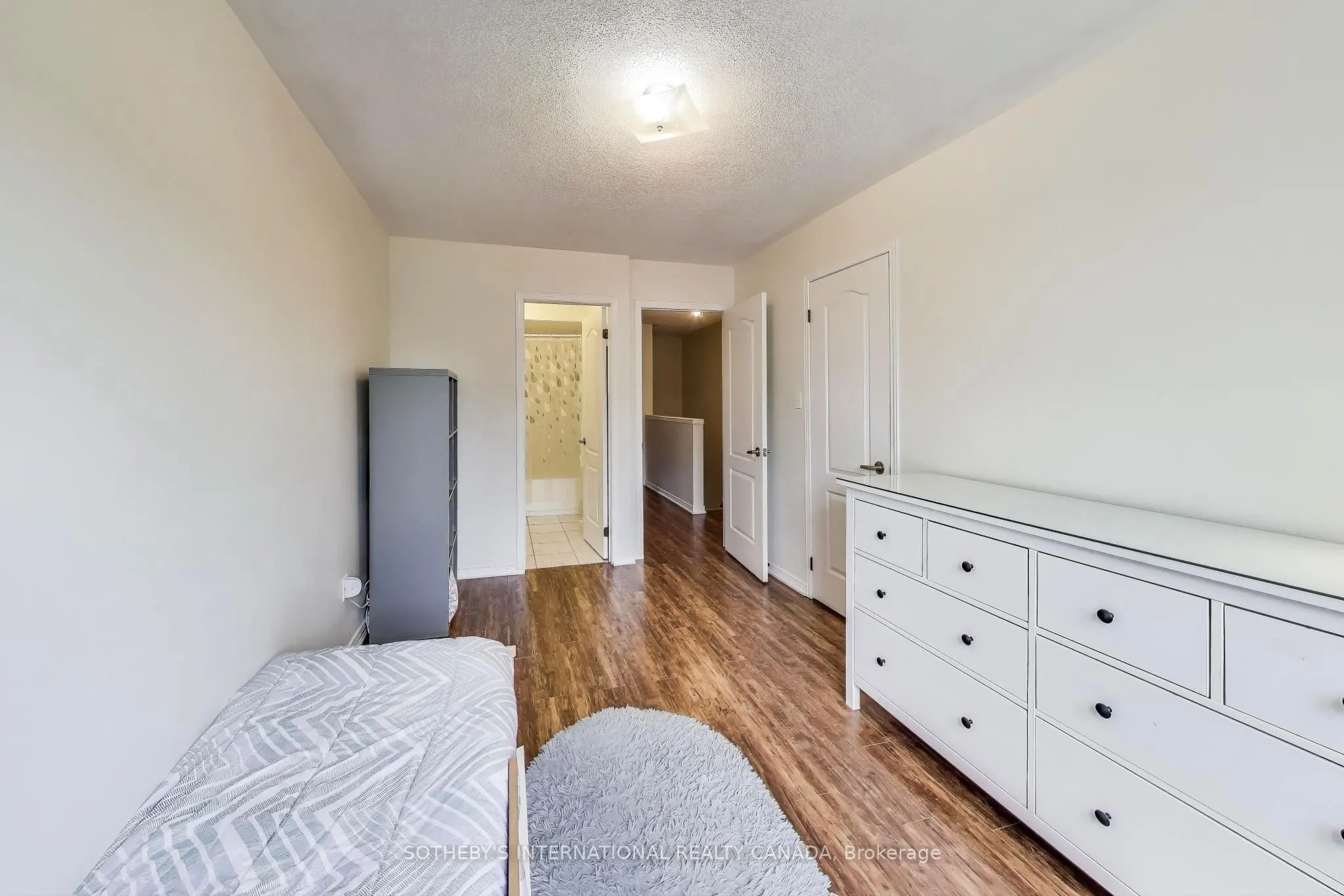 435 Hensall Circle, #17