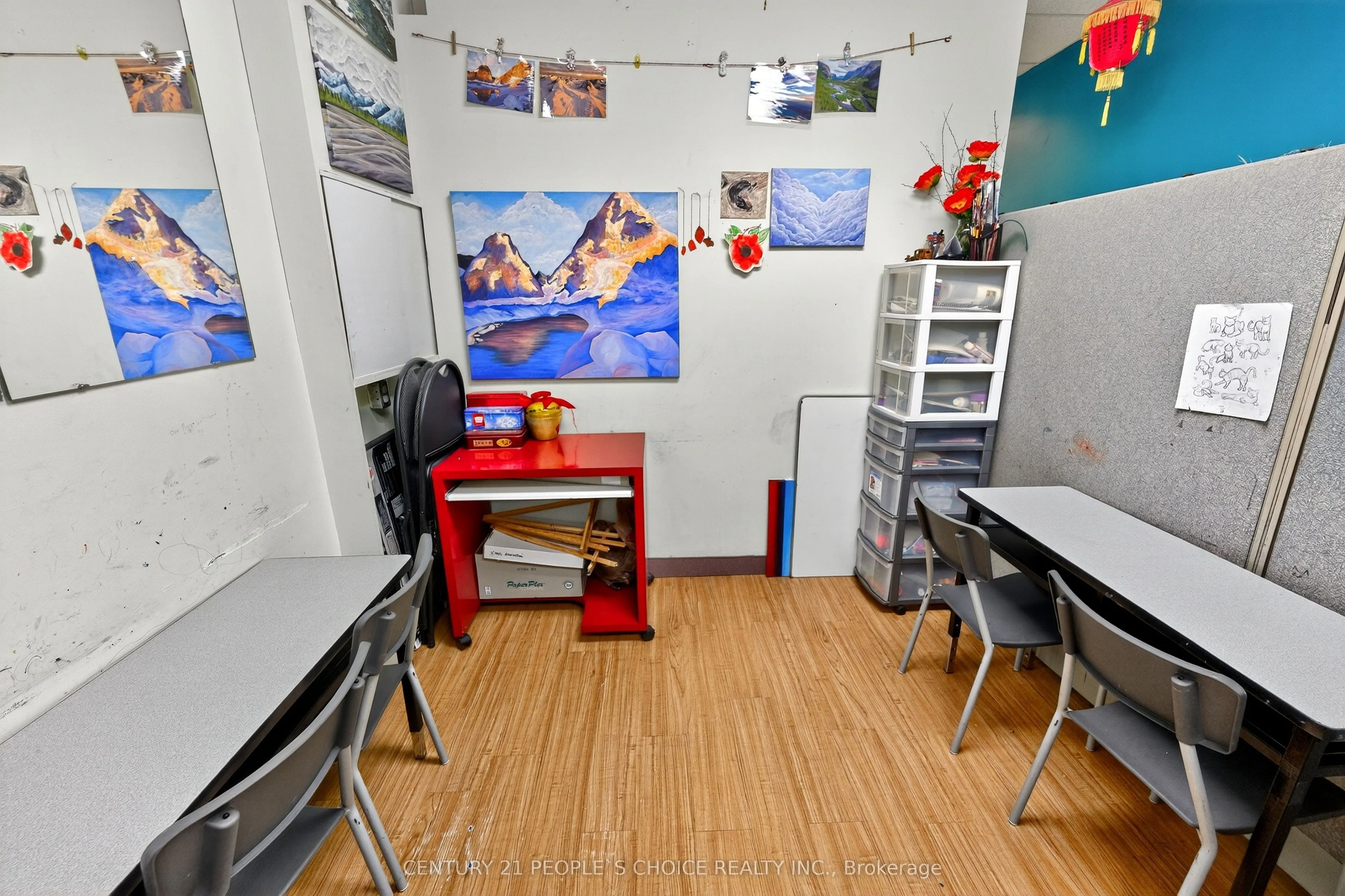 1550 S Gateway Road, #216