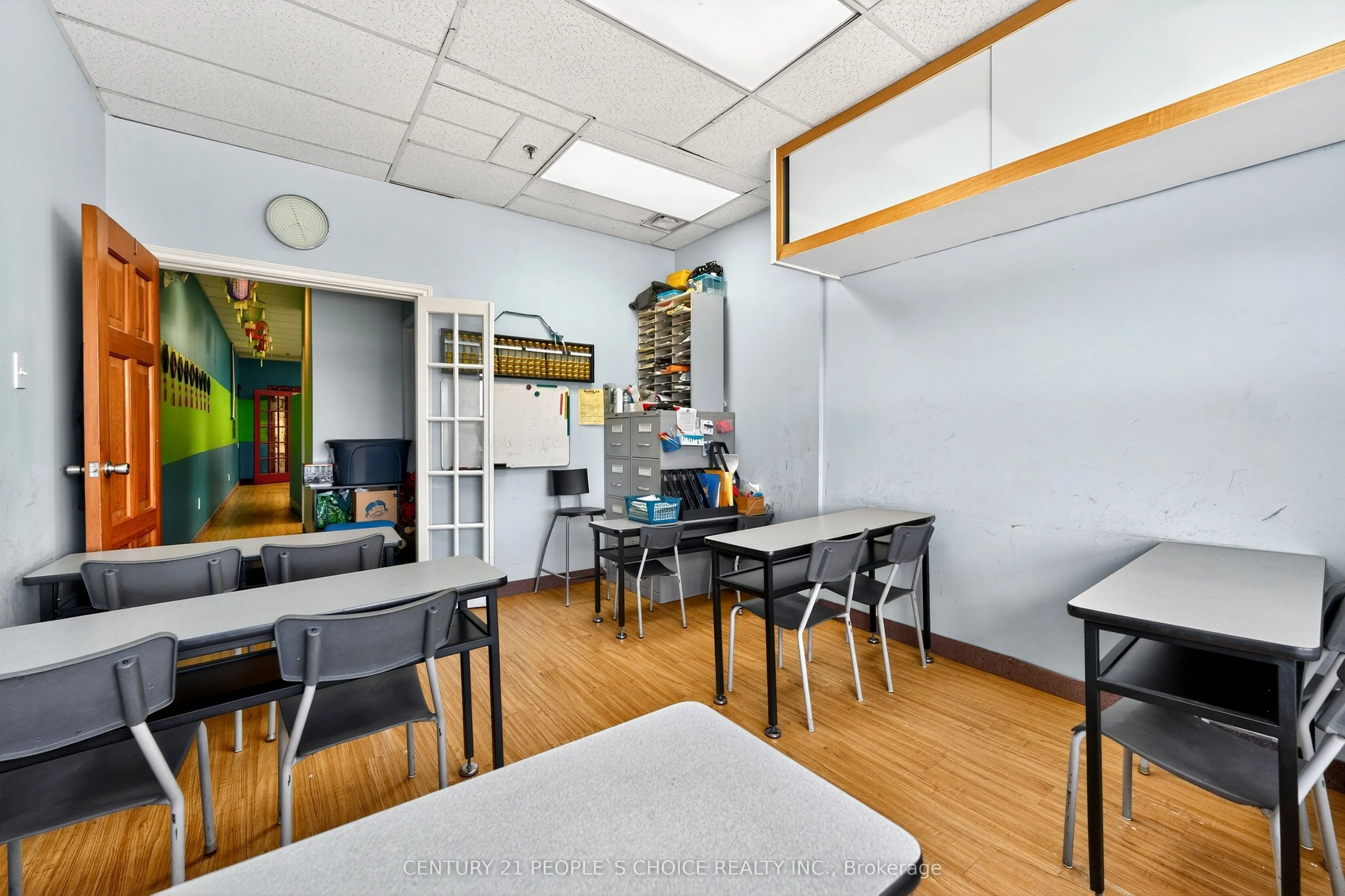 1550 S Gateway Road, #216