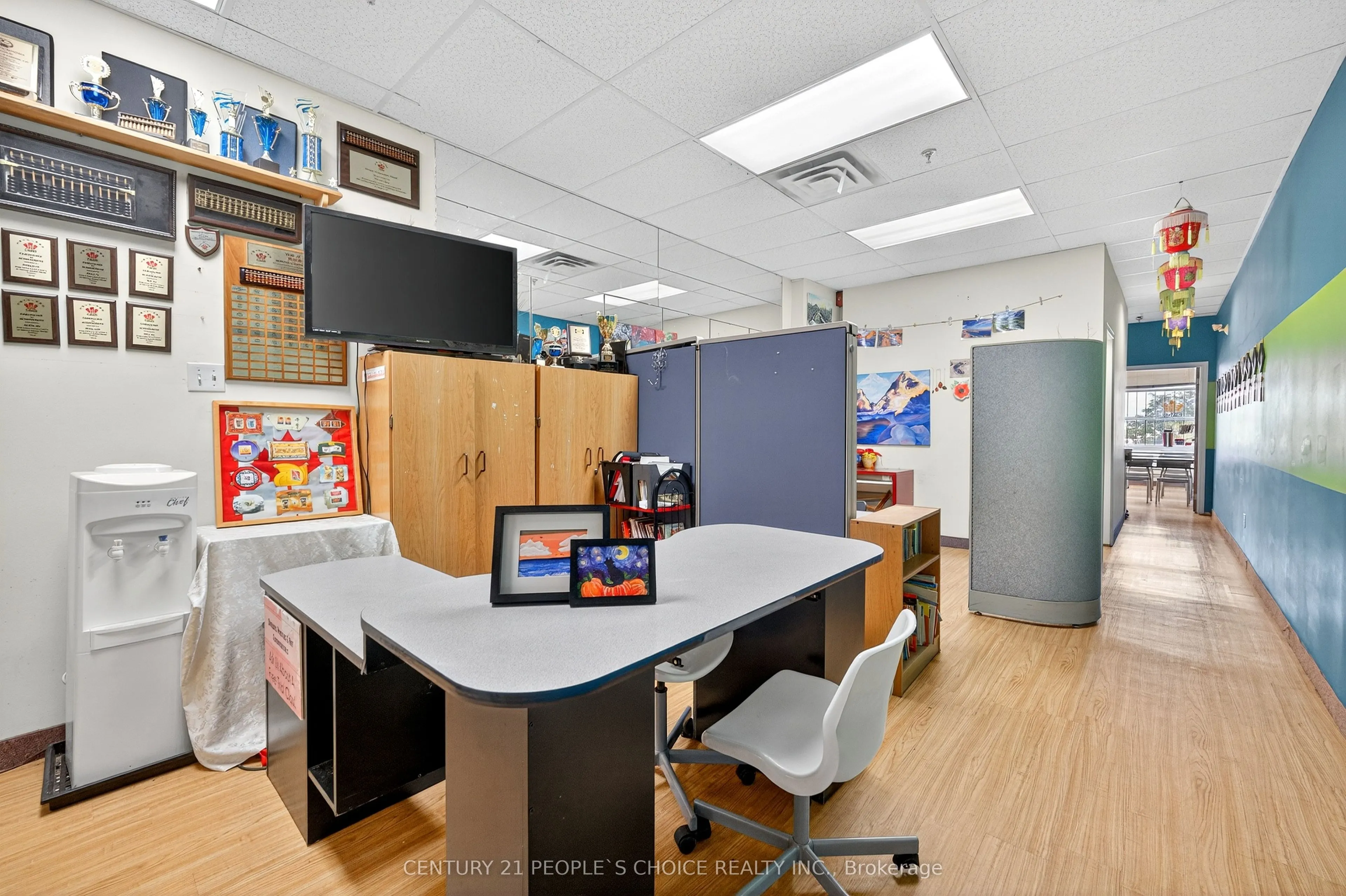 1550 S Gateway Road, #216