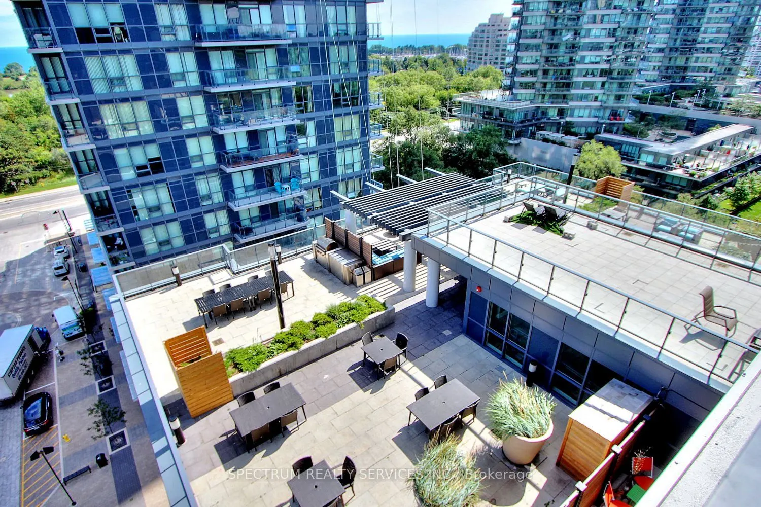 2220 Lakeshore Boulevard W, #3805