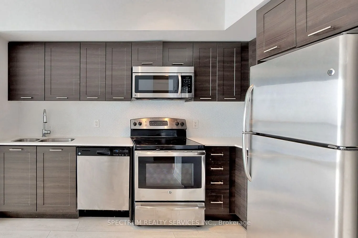 2220 Lakeshore Boulevard W, #3805