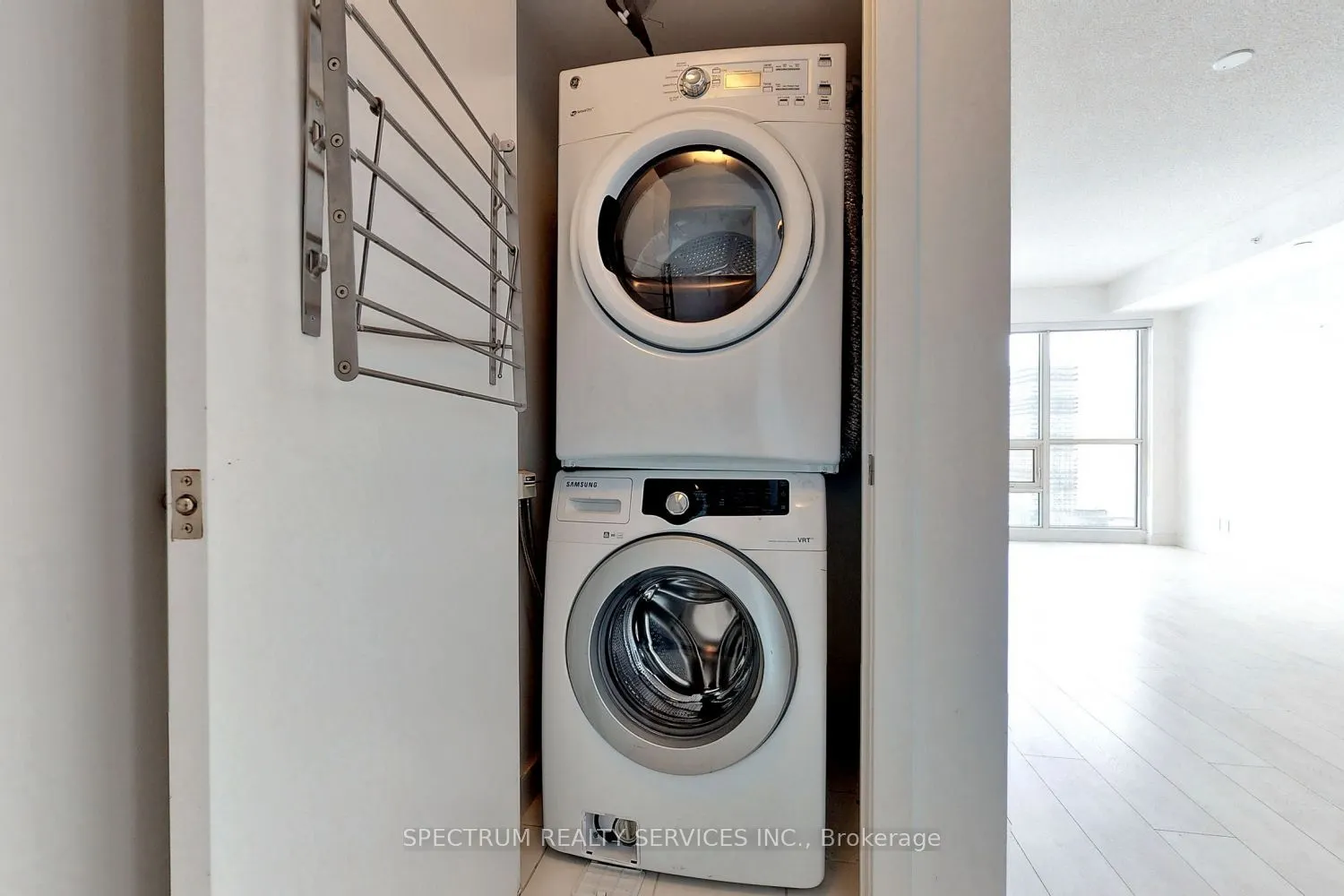 2220 Lakeshore Boulevard W, #3805