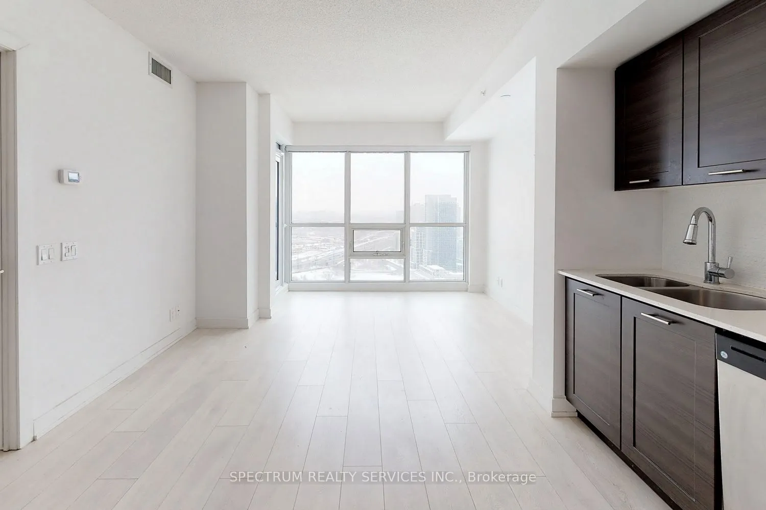 2220 Lakeshore Boulevard W, #3805