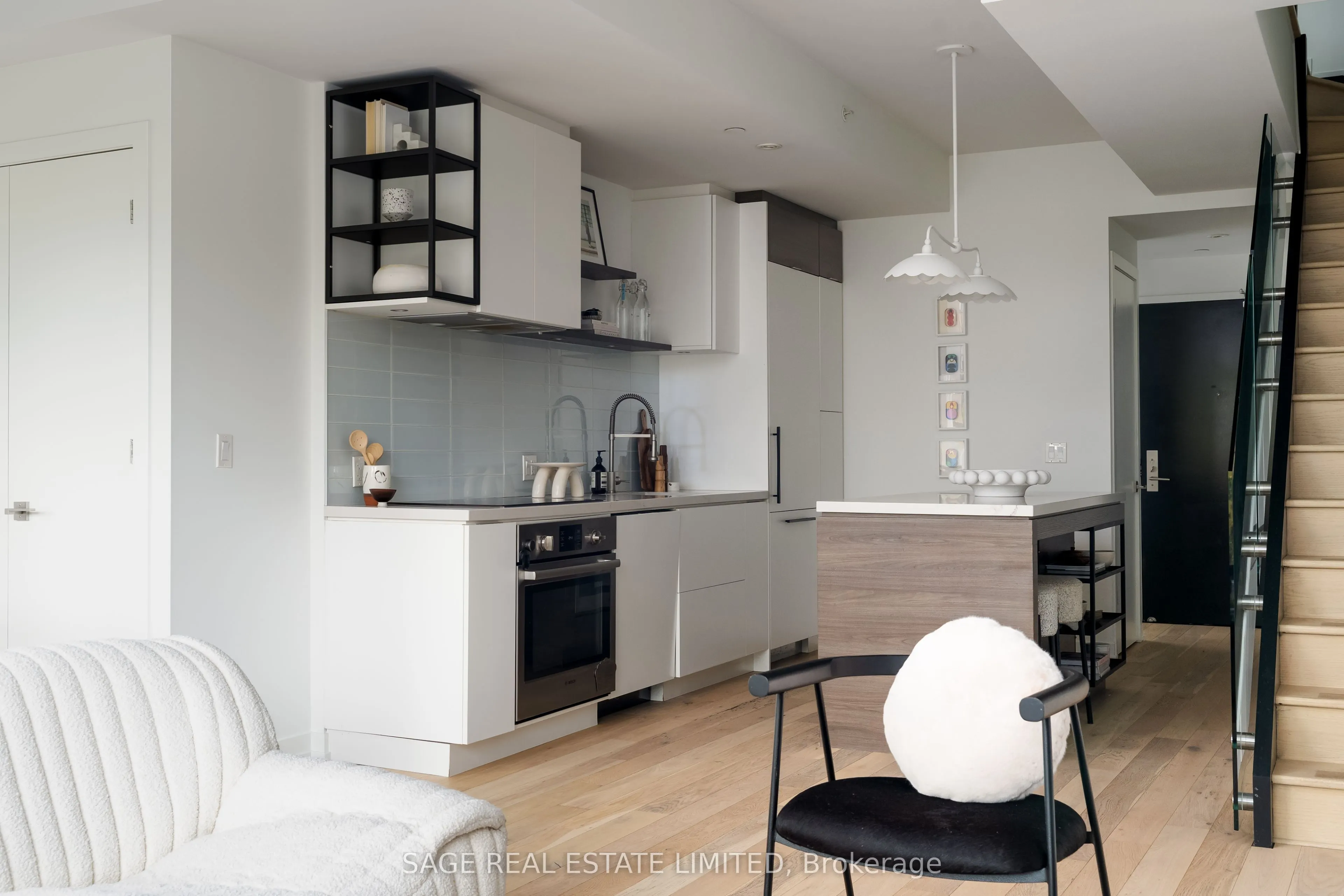 35 Wabash Avenue, #321