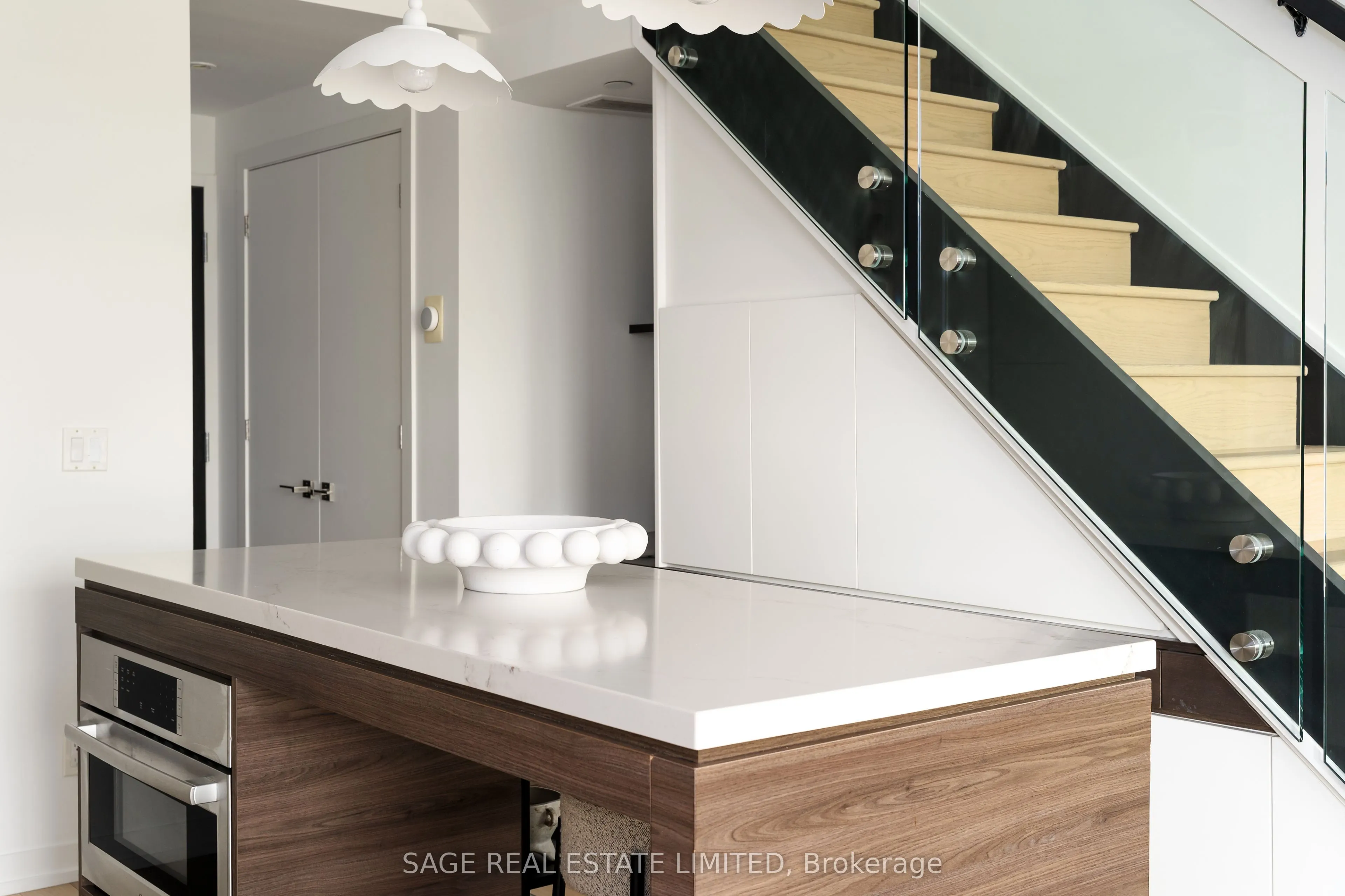 35 Wabash Avenue, #321