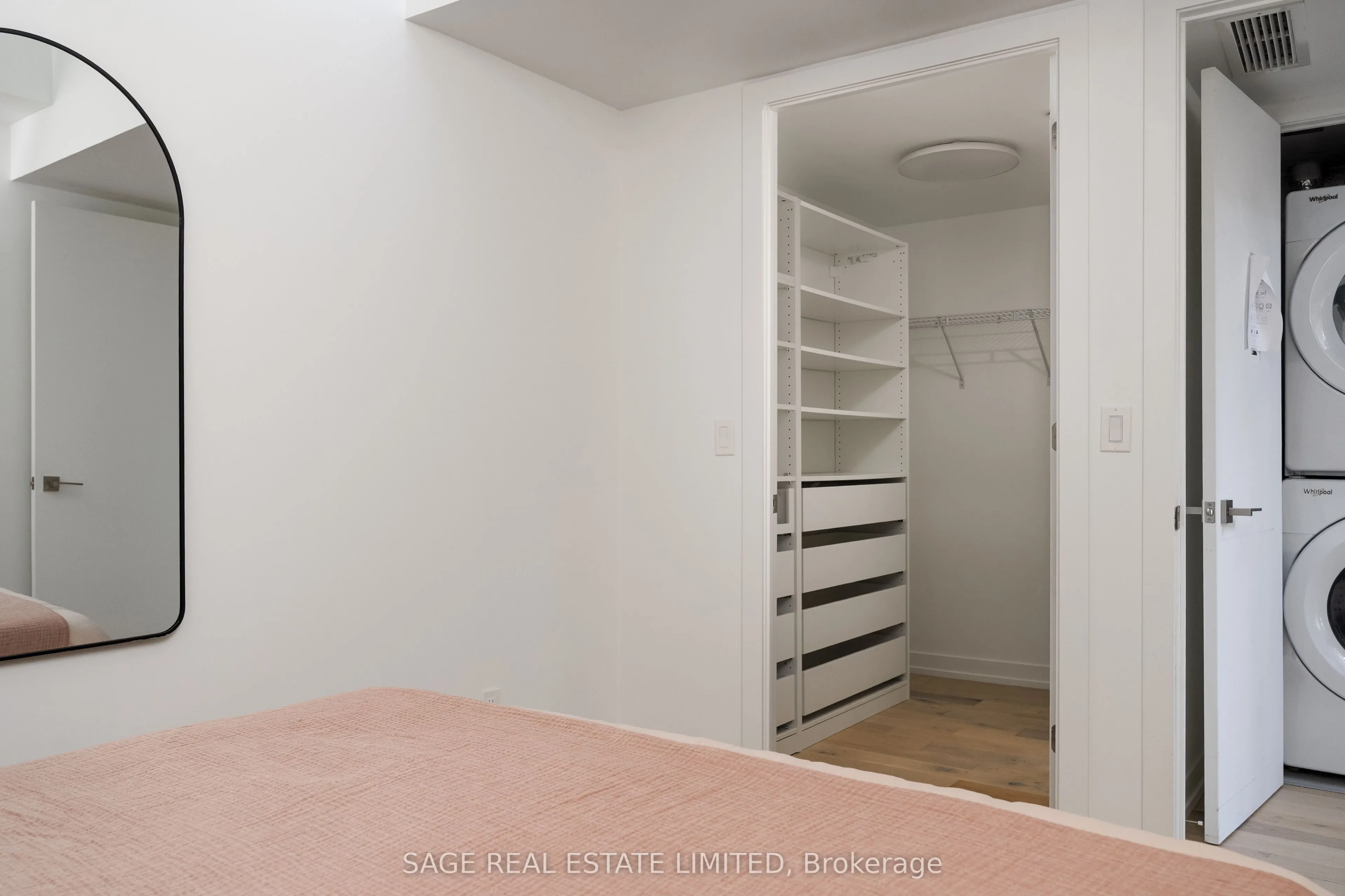 35 Wabash Avenue, #321