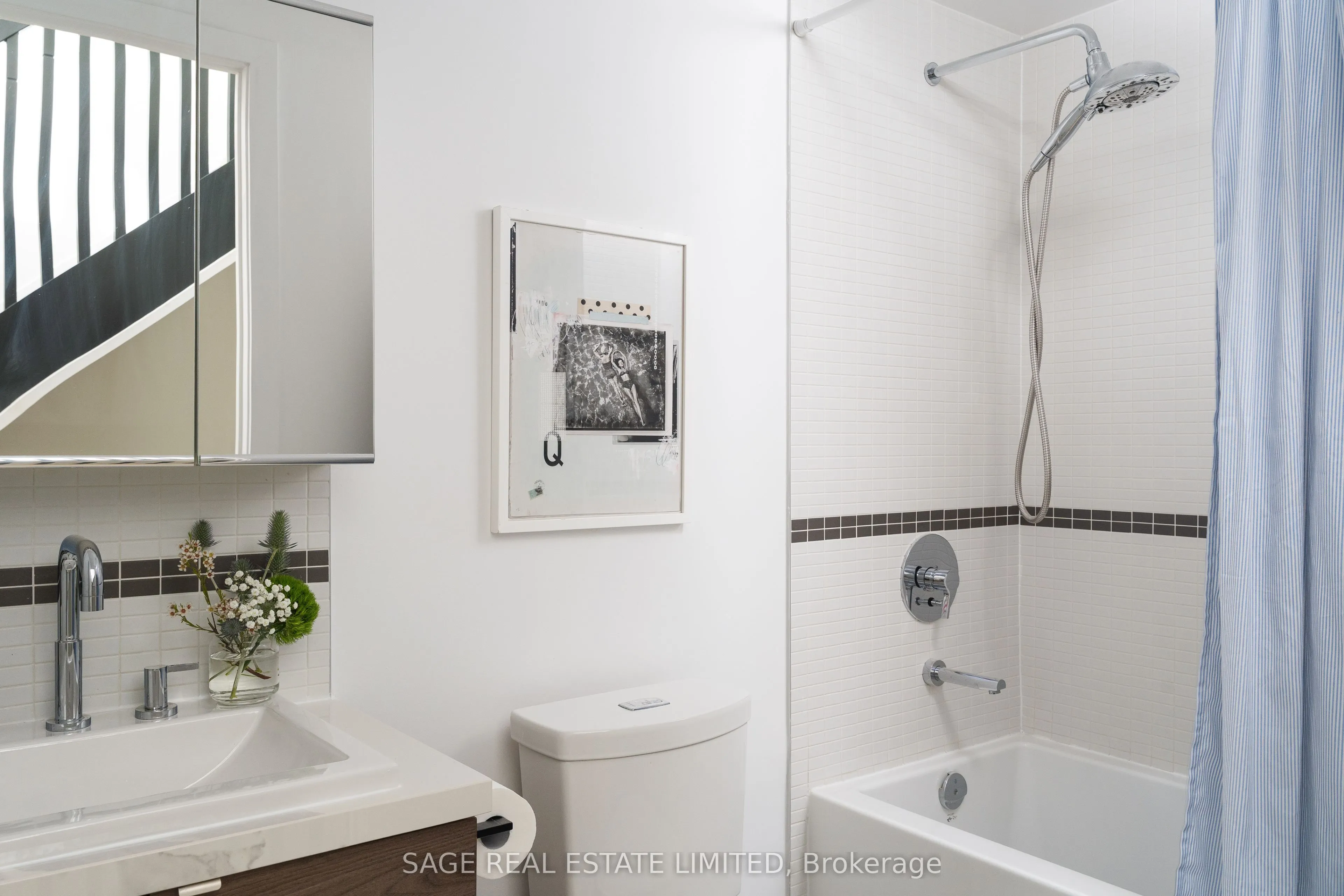 35 Wabash Avenue, #321