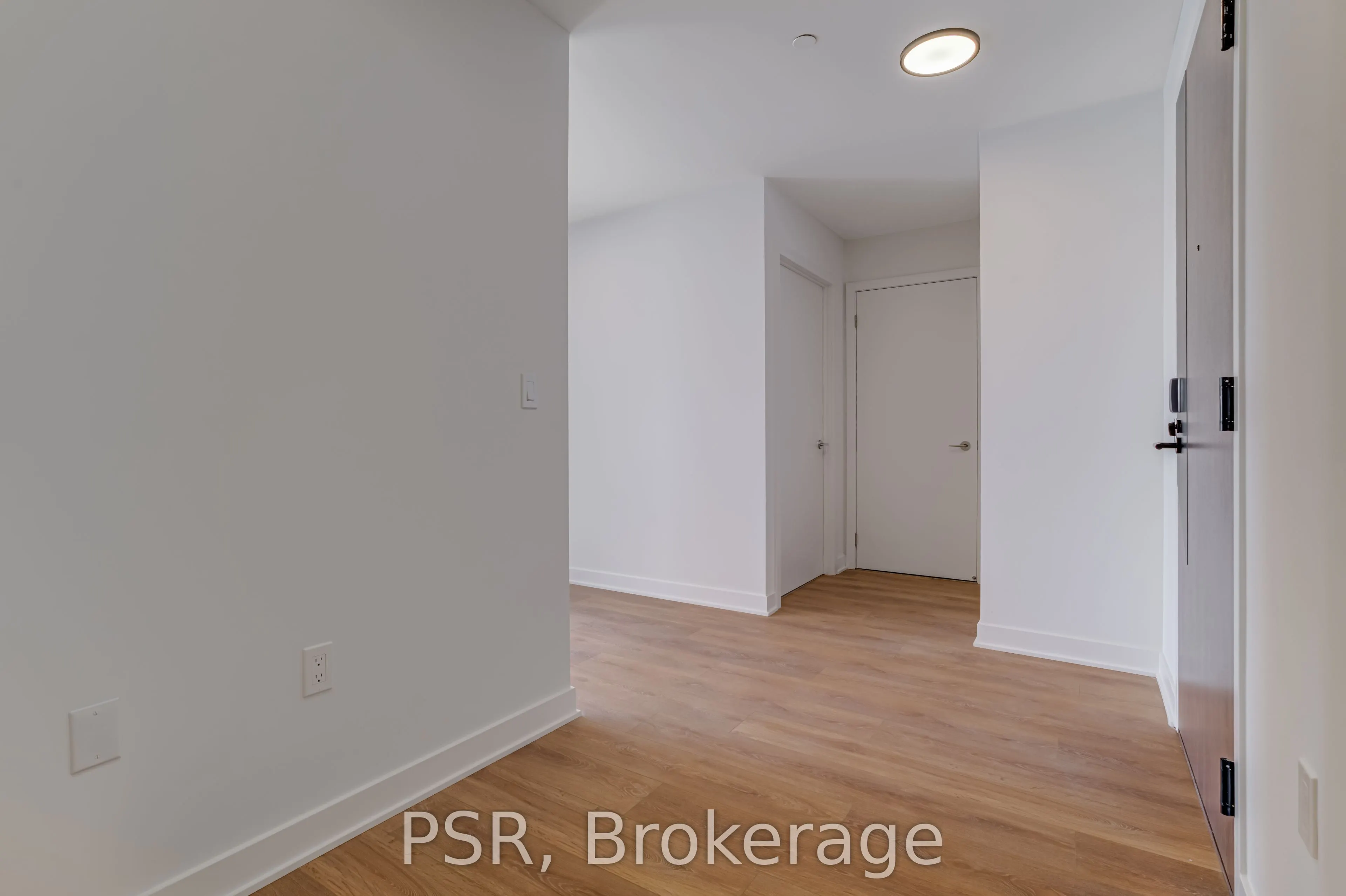 1037 The Queensway, #407