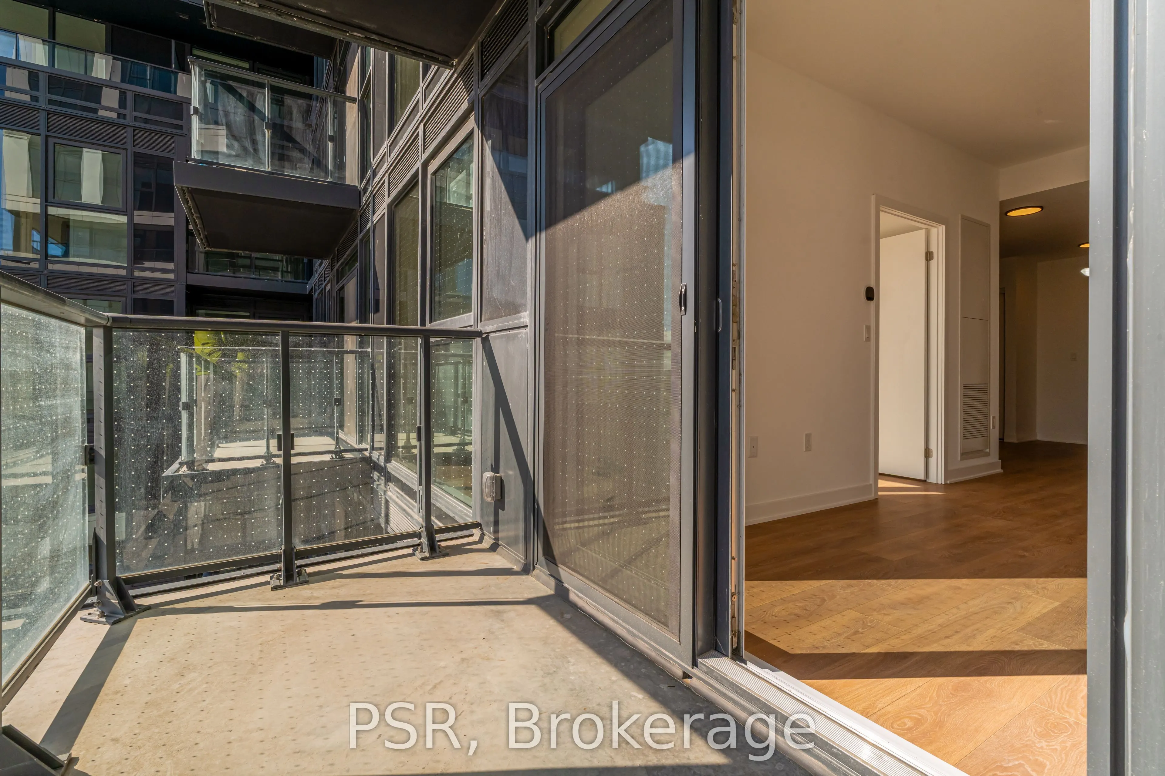 1037 The Queensway, #407