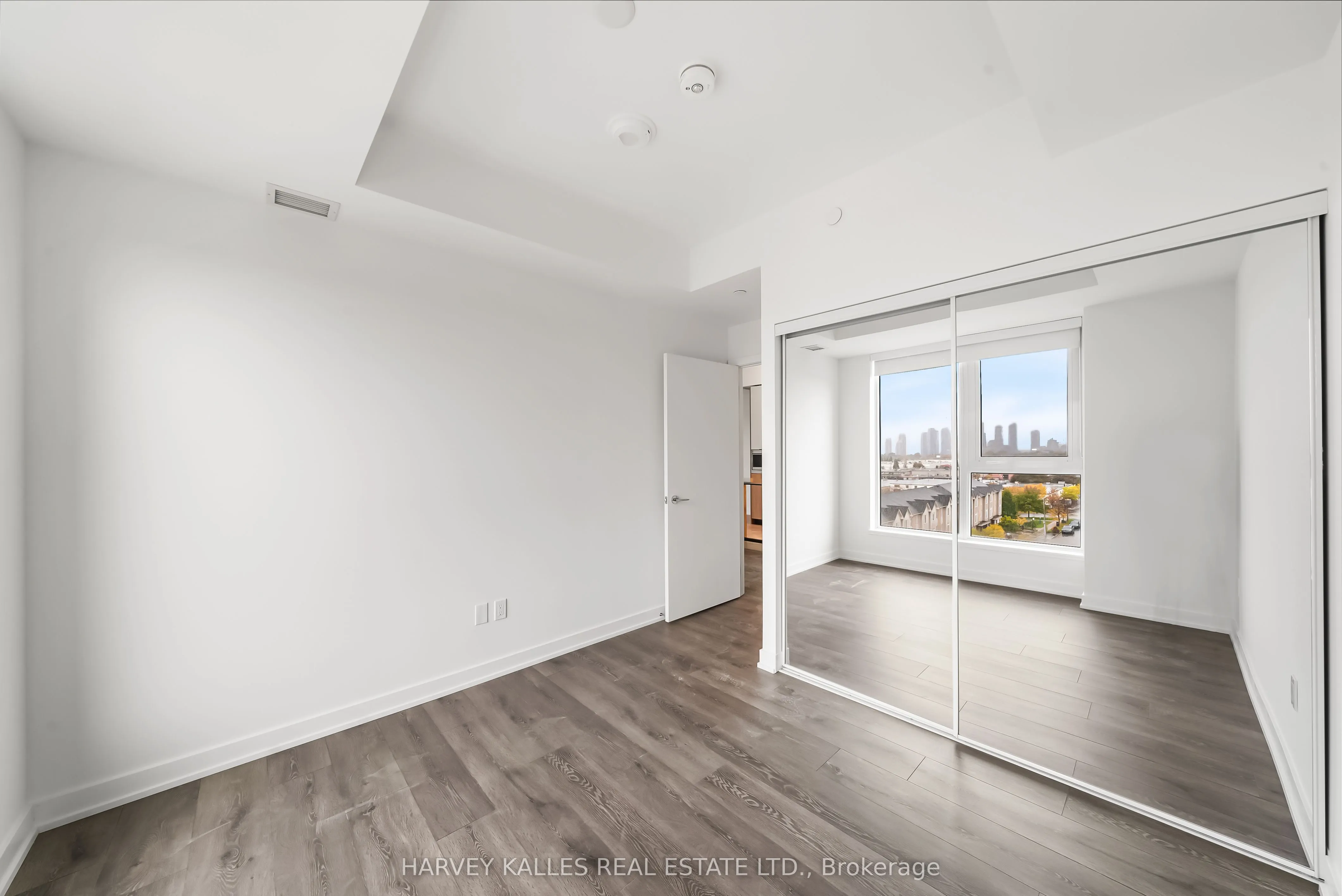 1007 The Queensway, #514