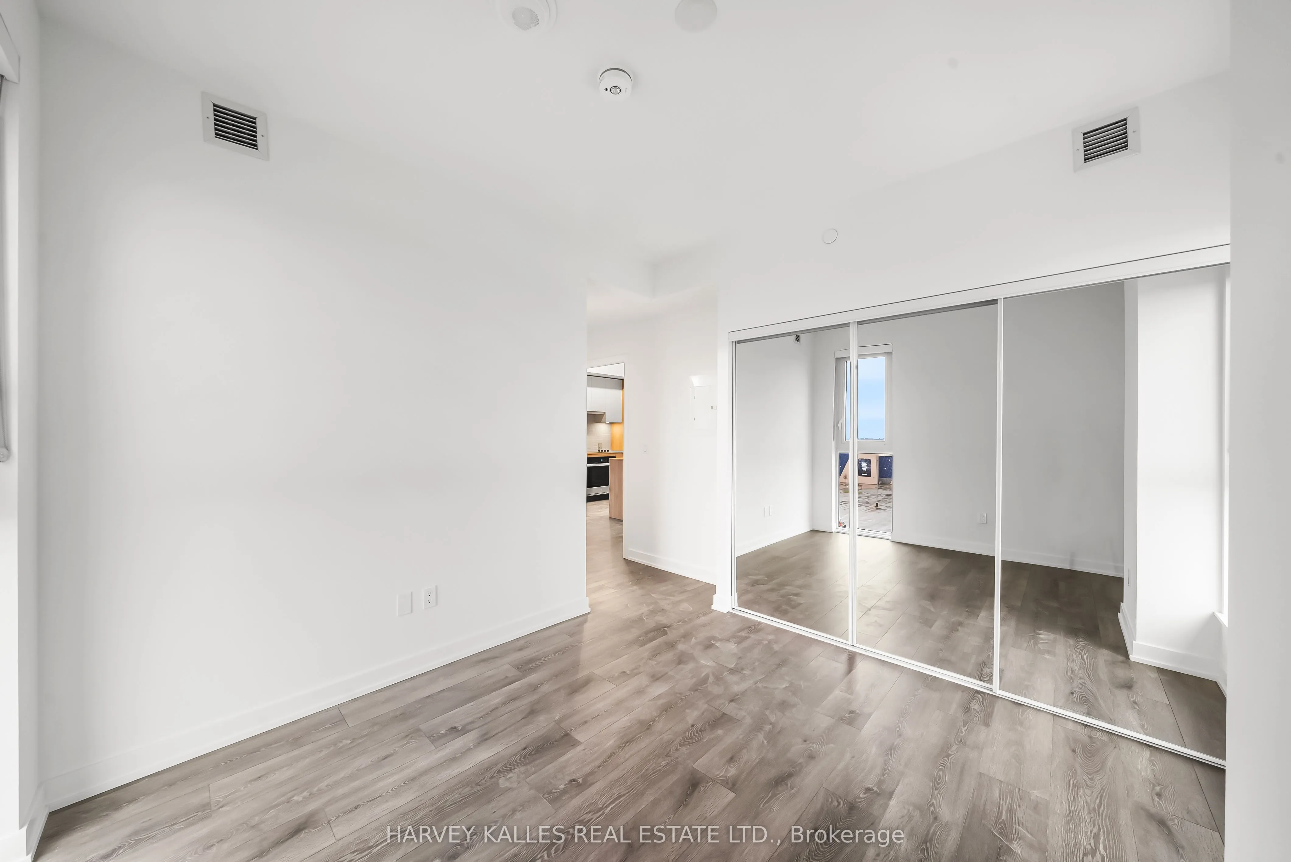 1007 The Queensway, #514