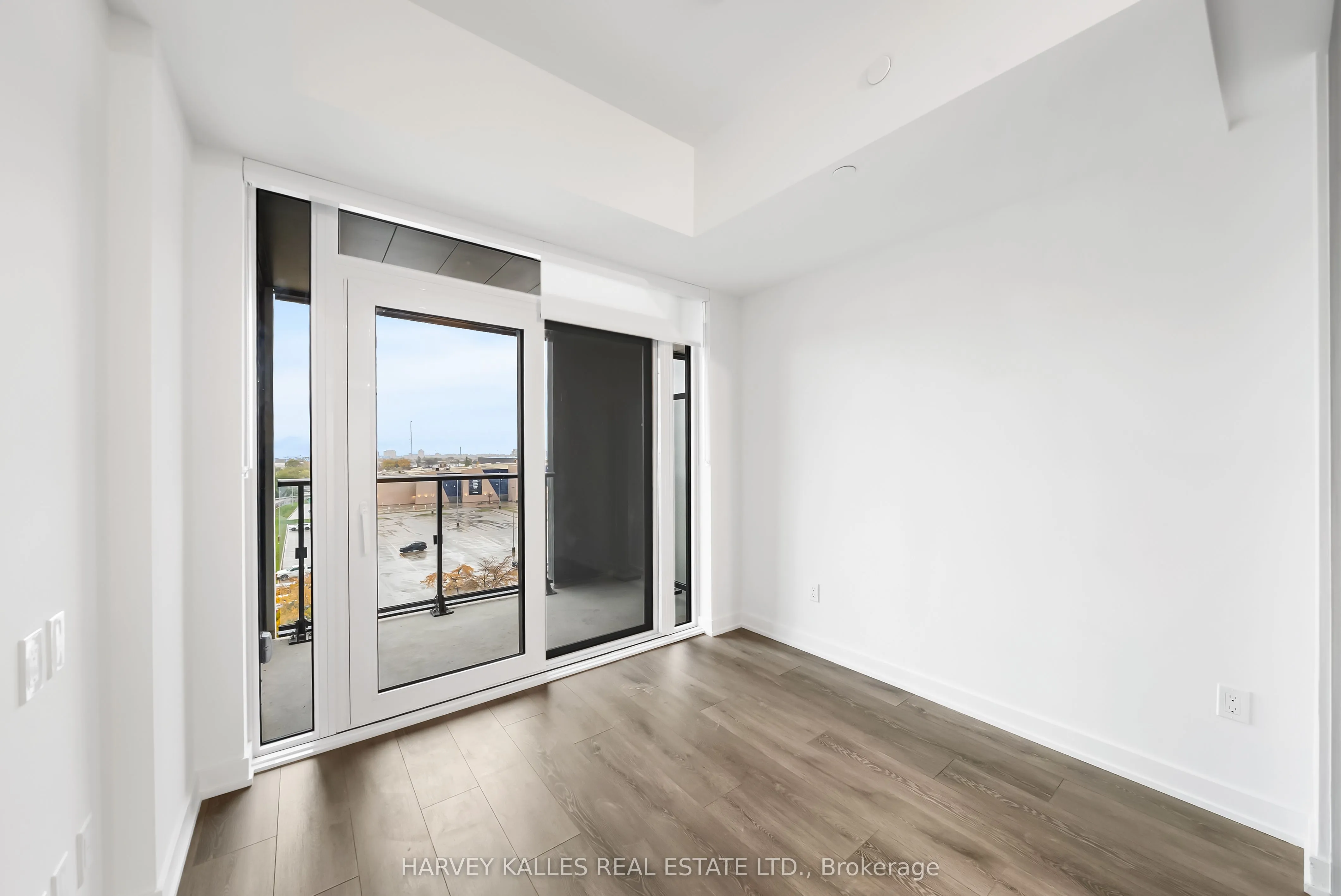 1007 The Queensway, #514