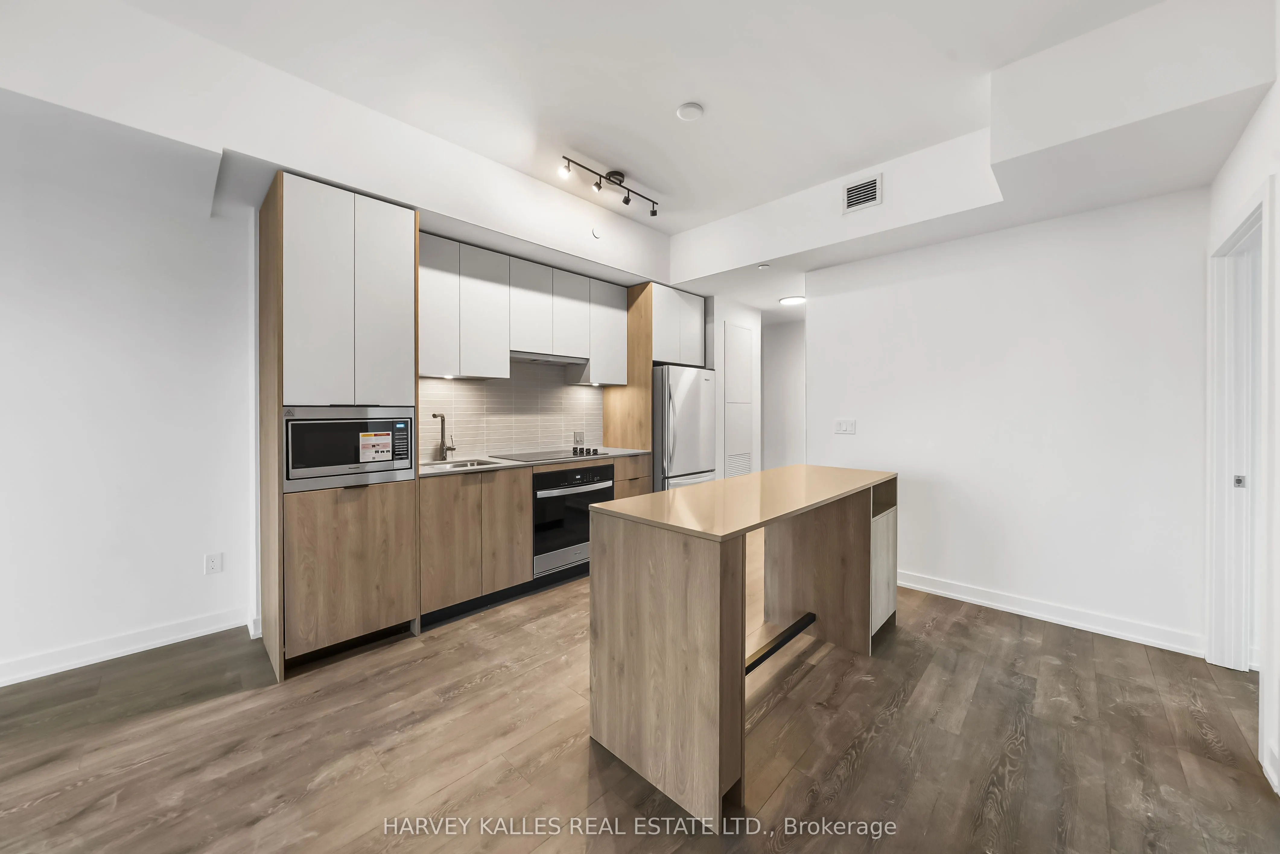 1007 The Queensway, #514